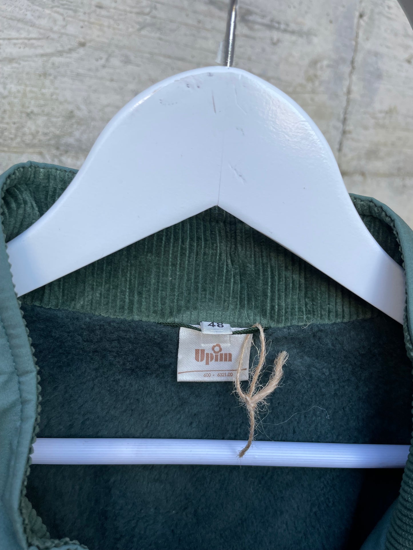 Trenchcoat invernale imbottito con cintura