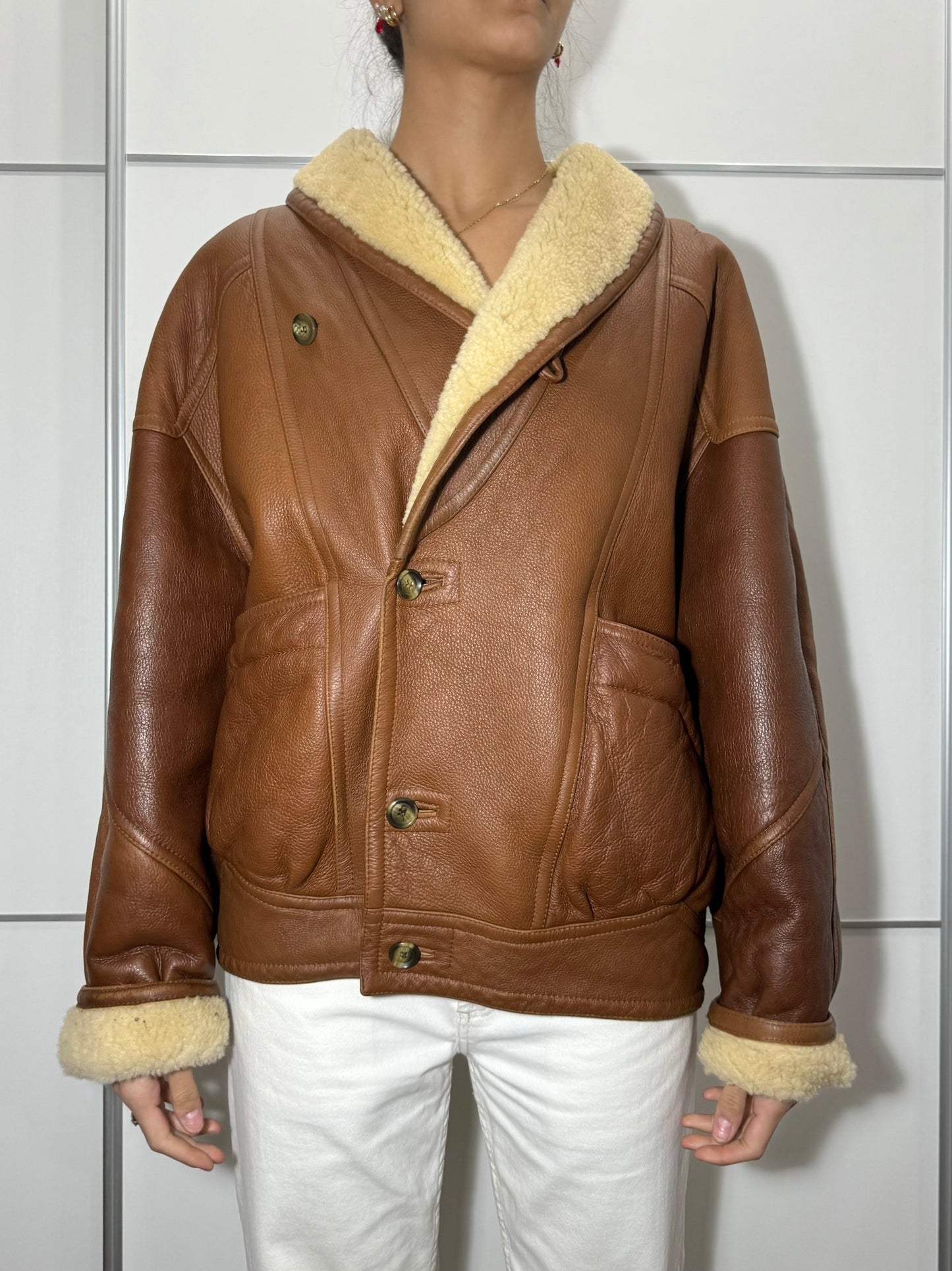 Montone Shearling originale esterno in pelle e interno a pelo raso burro, taglia 50it uomo