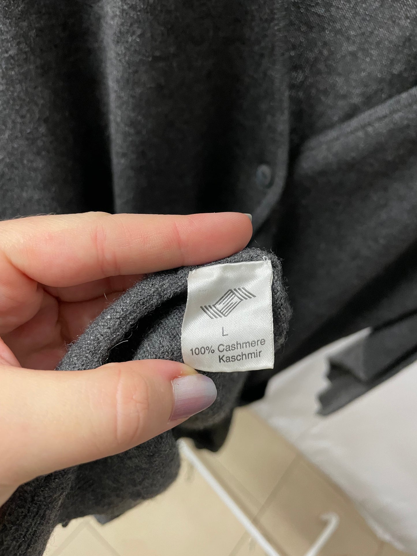 Cardigan sartoriale grigio 100% cashmere