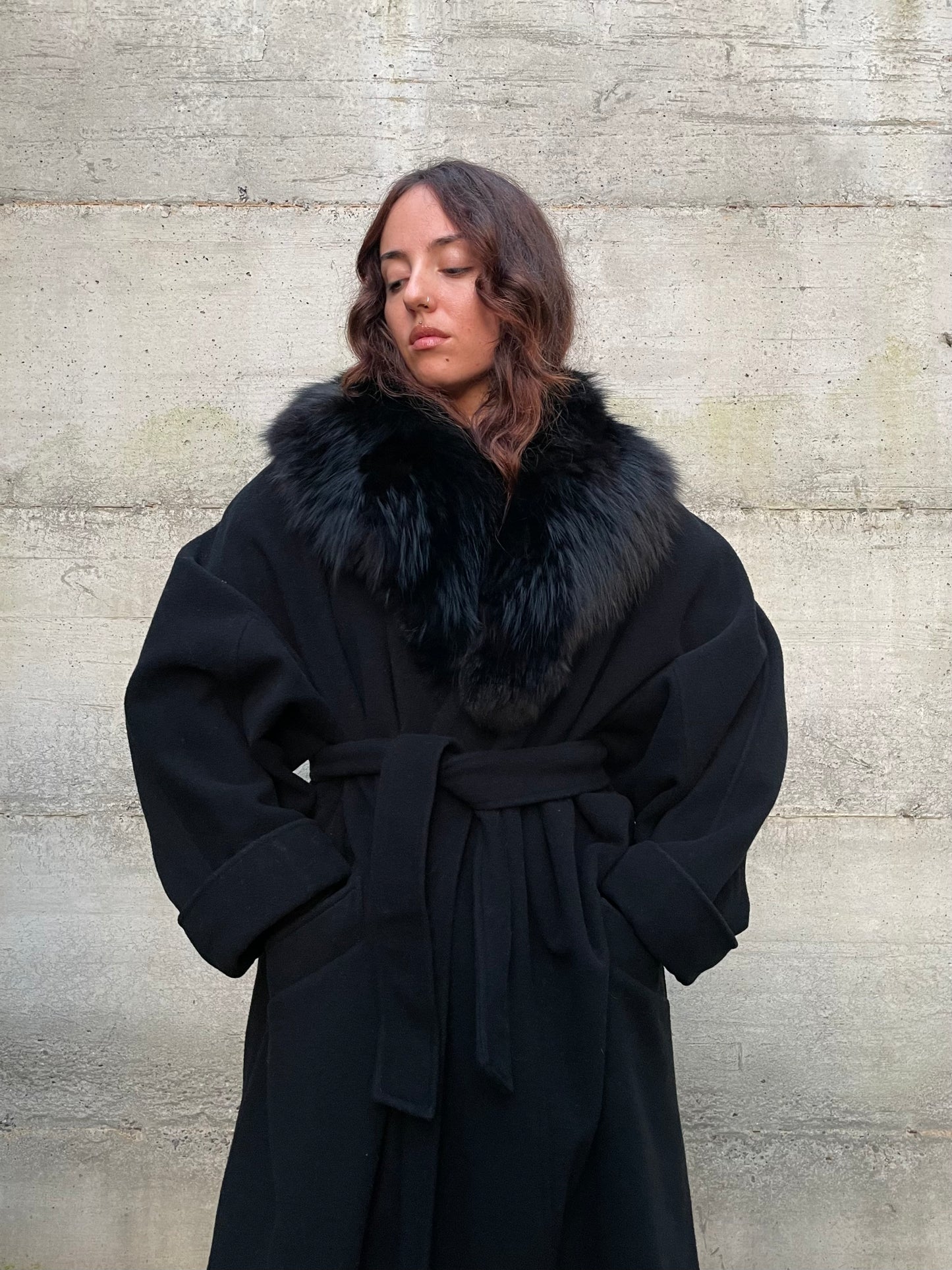 Maxi cappotto accappatoio sartoriale, 100% lana, collo in vera pelliccia - taglia unica