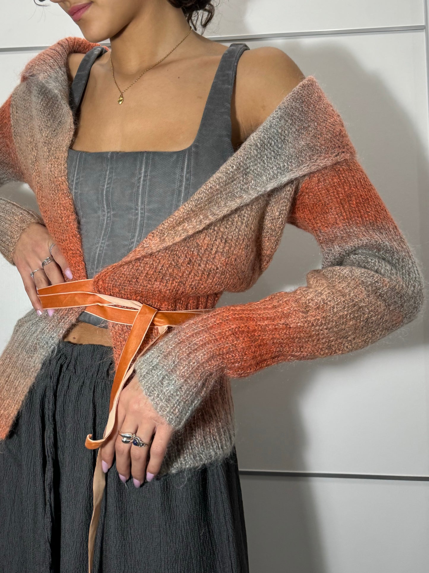 Cardigan sfumato Y2K in misto lana e mohair