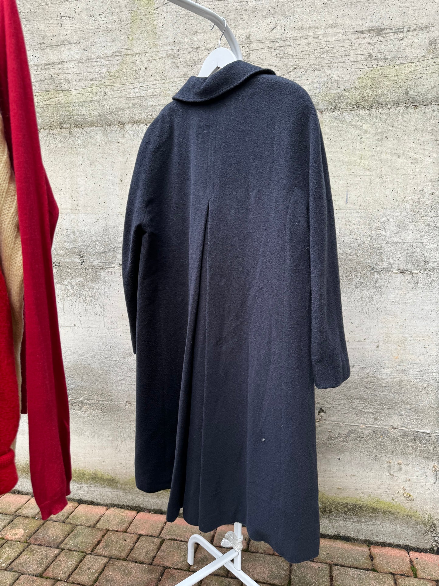 Cappotto monopetto sartoriale blu notte in misto lana vergine e cashmere