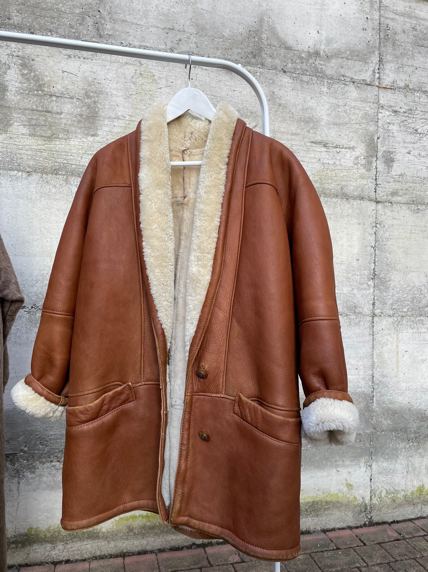 Montone Shearling originale a pelo bianco con esterno in pelle rame, taglia 48it donna