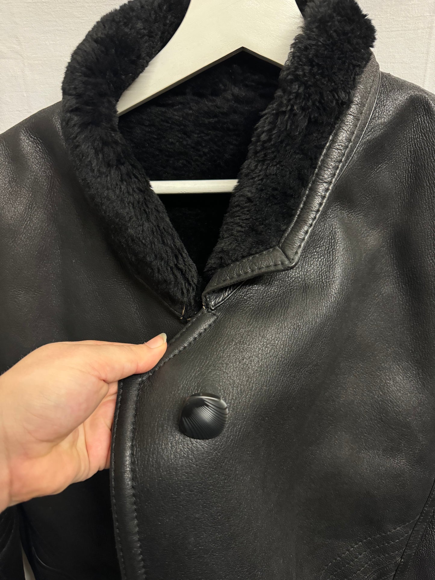 Montone originale Shearling in pelle nero, rara taglia piccola da donna