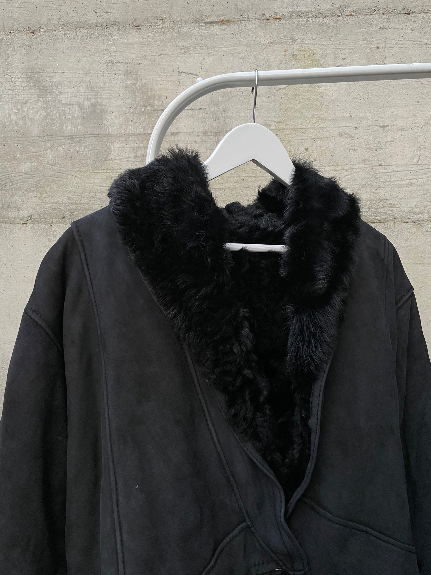 Montone originale Shearling scamosciato nero, taglia 44it donna
