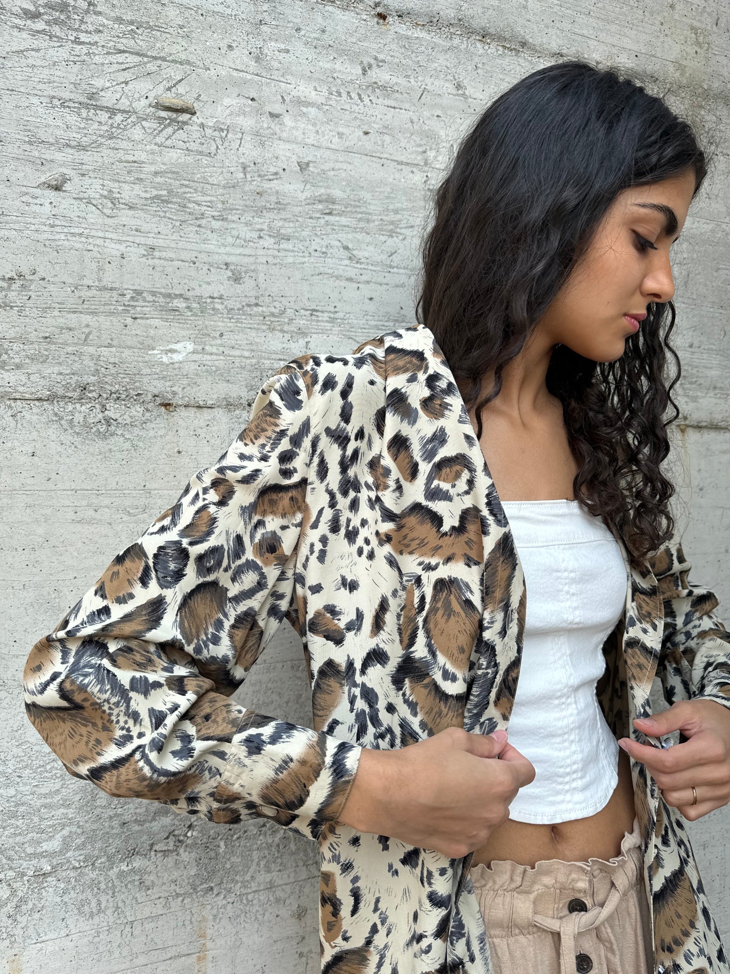 Camicia sartoriale in seta animalier