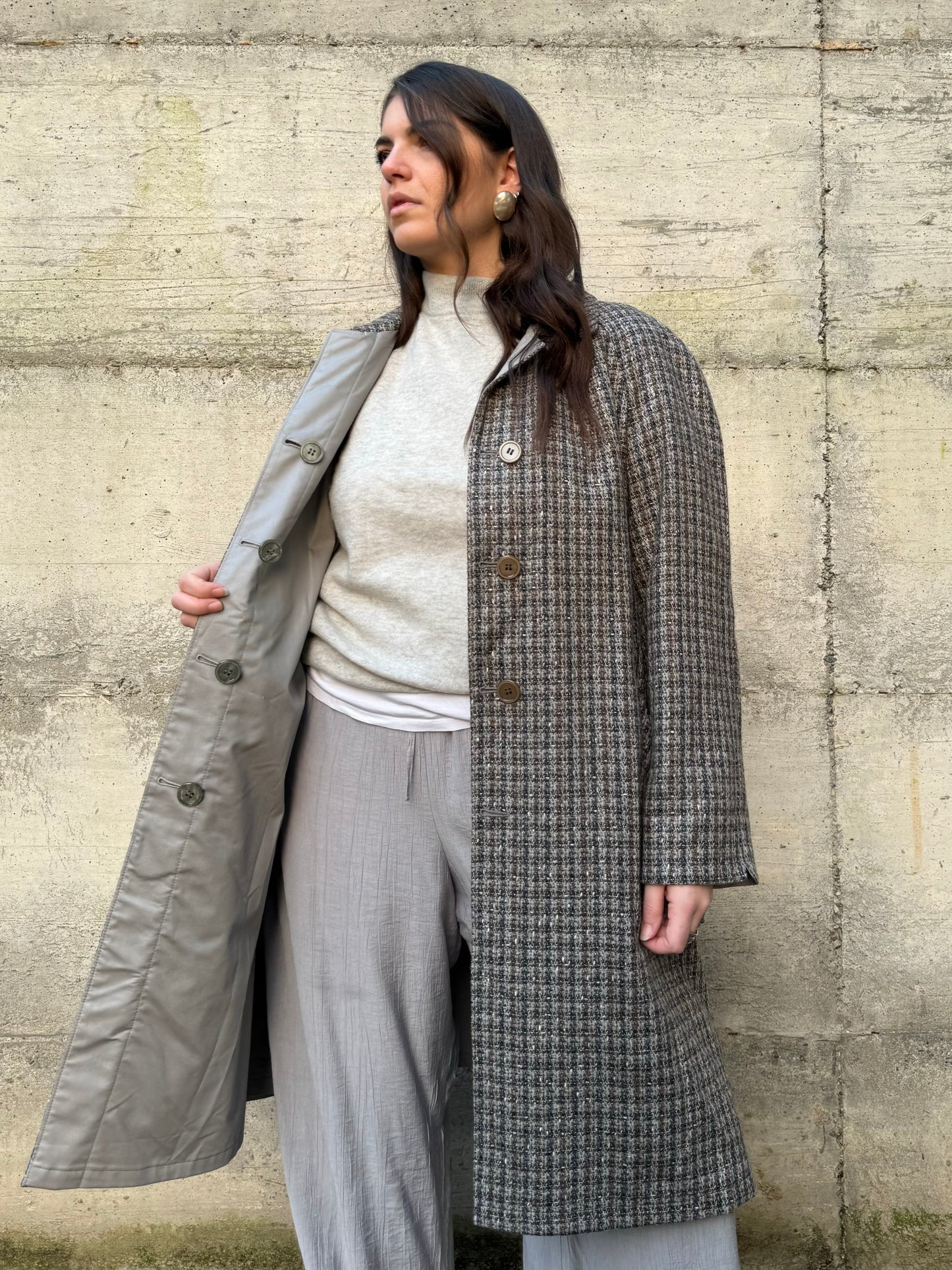 Trenchcoat reversibile monopetto con cintura, lato esterno in lana, lato interno misto cotone