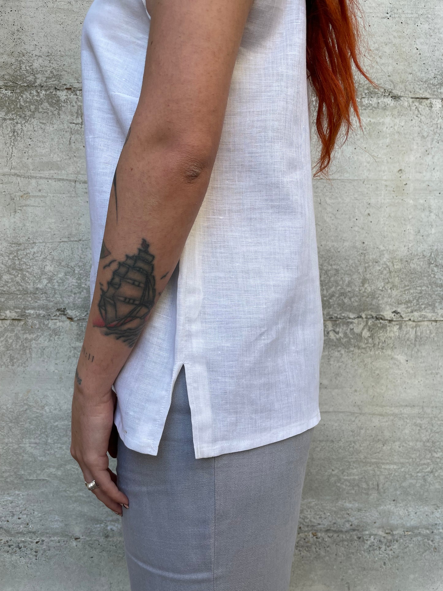 Top bianco 50% cotone 50% lino