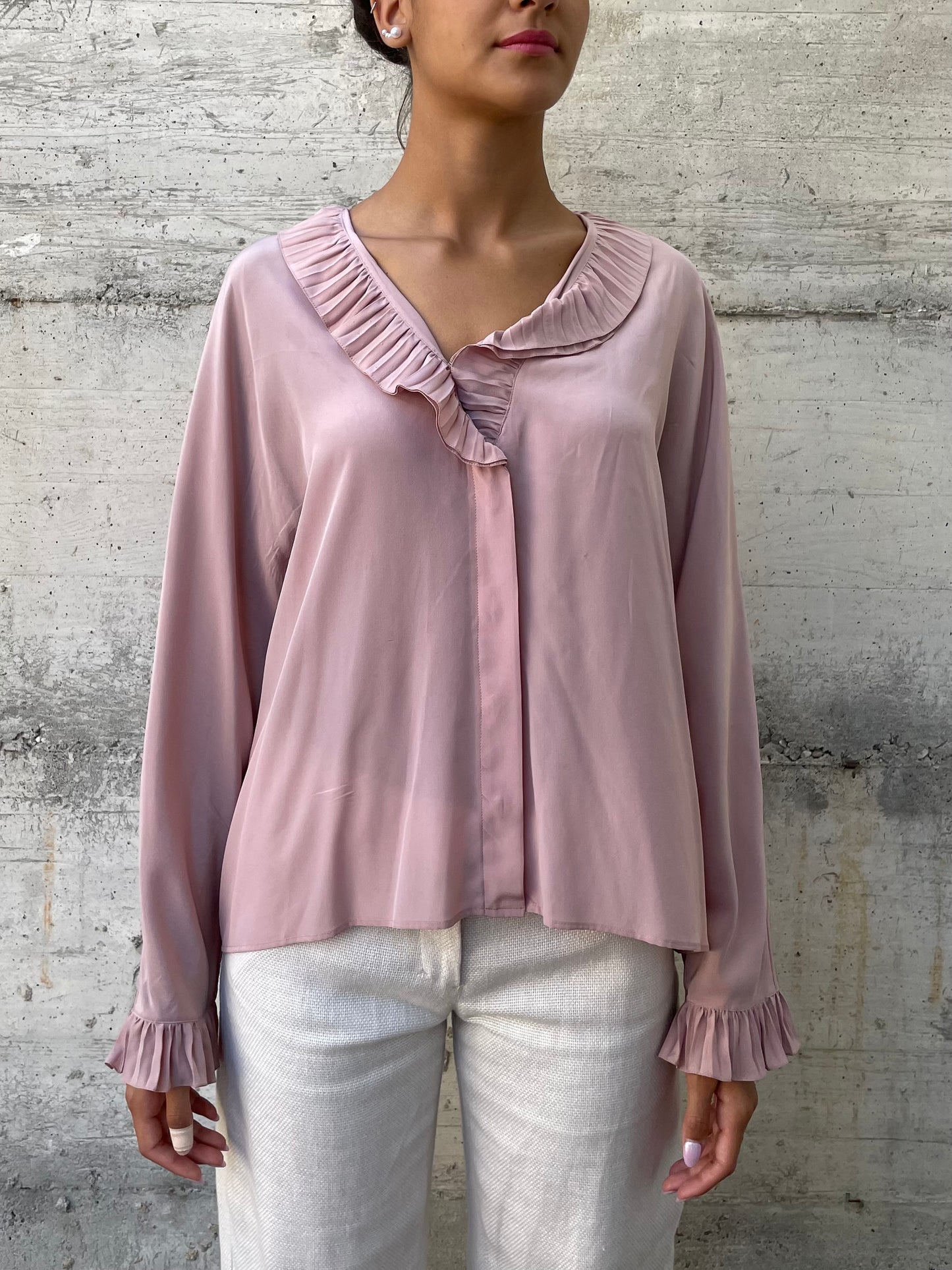 Blusa 100% seta scollo a V e balze, rosa antico, taglia L