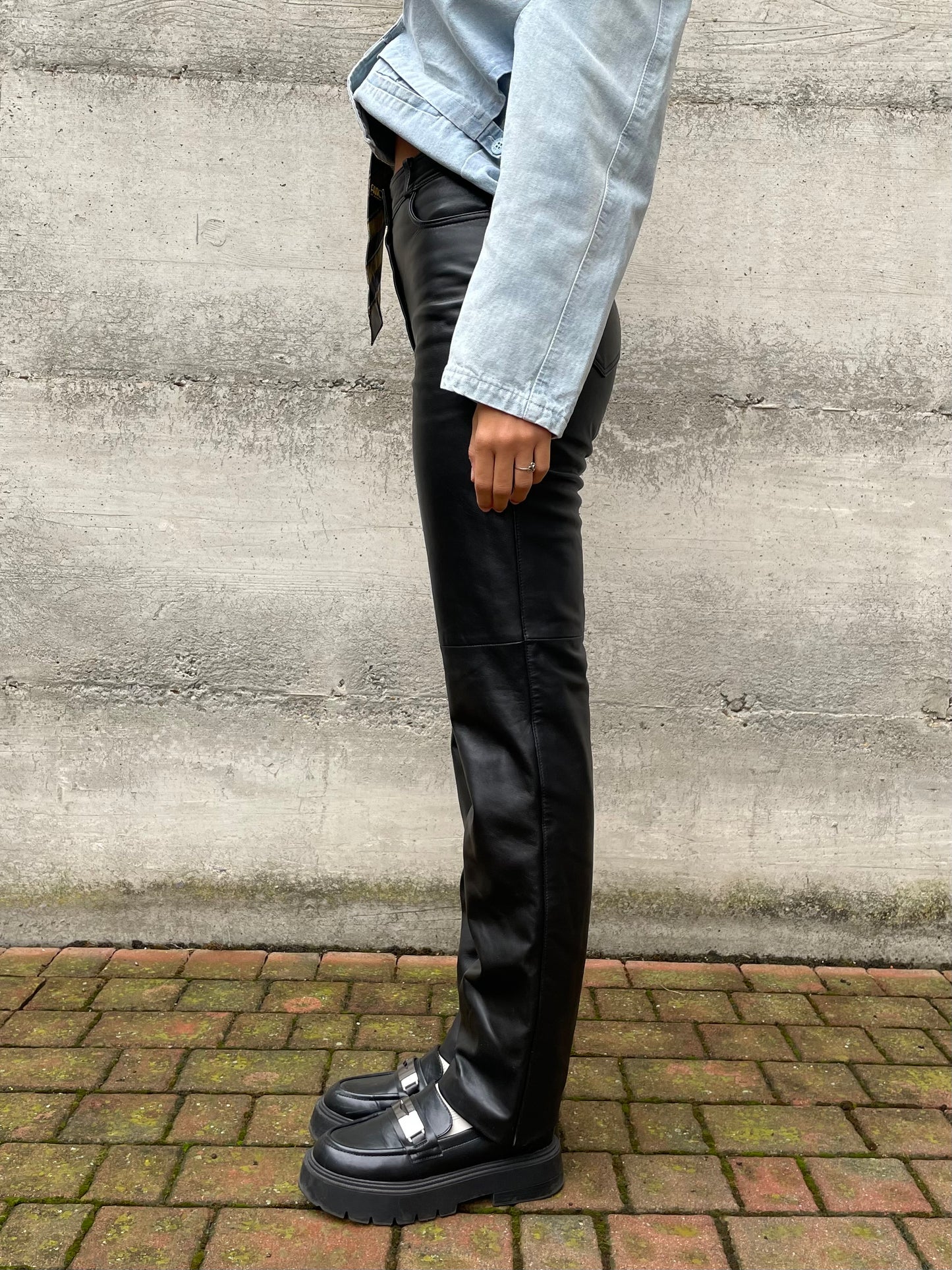 Pantalone vita alta nero in vera pelle - taglia 38/40it (XS/S)