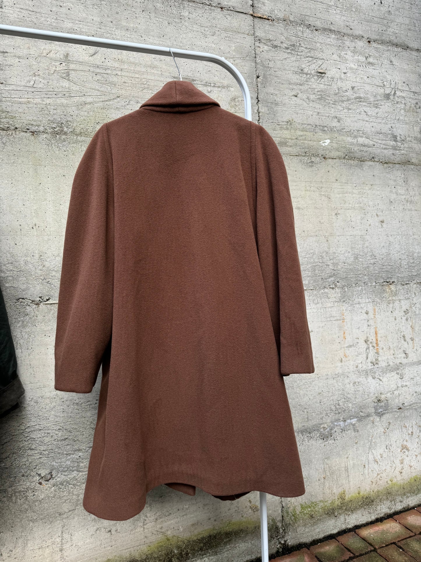 Cappottino doppiopetto cioccolato 80% lana