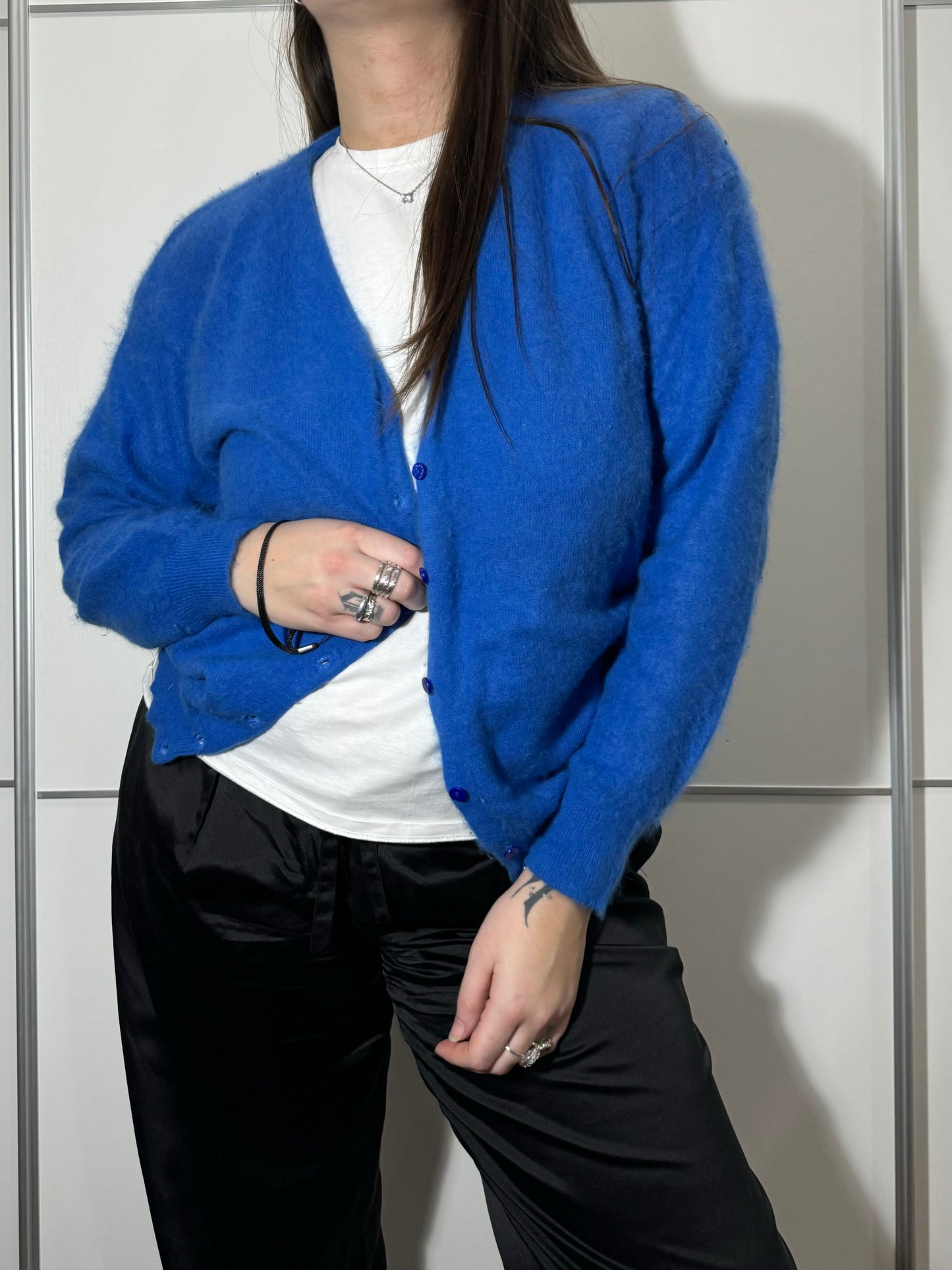 Cardigan blu chino 70% angora 30% lana