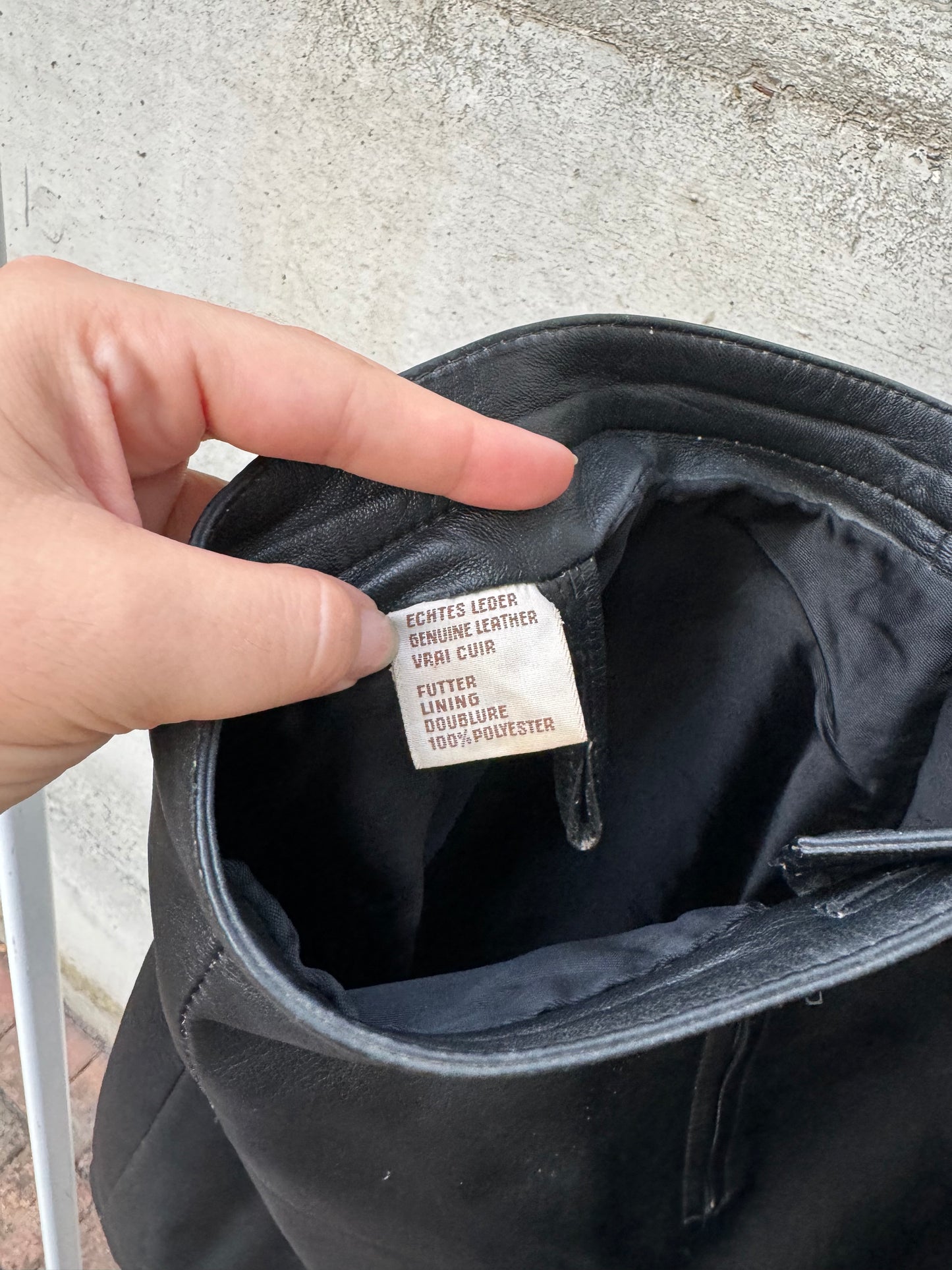 Minigonna in vera pelle, taglia 40it