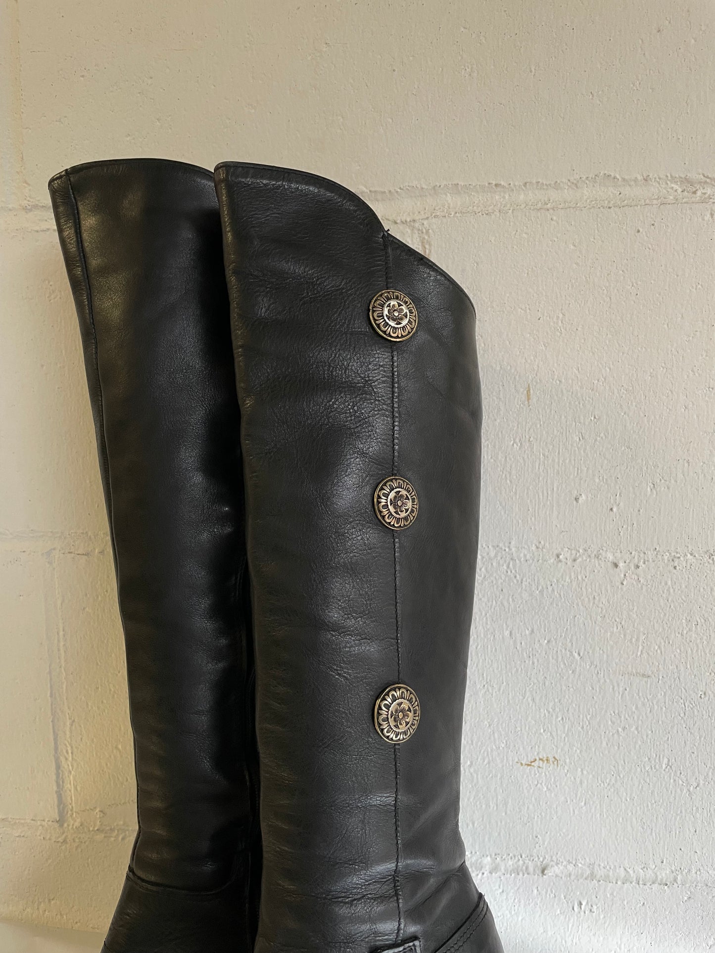 EU 37 - Stivale vintage vera pelle nero al ginocchio, tacco 8cm