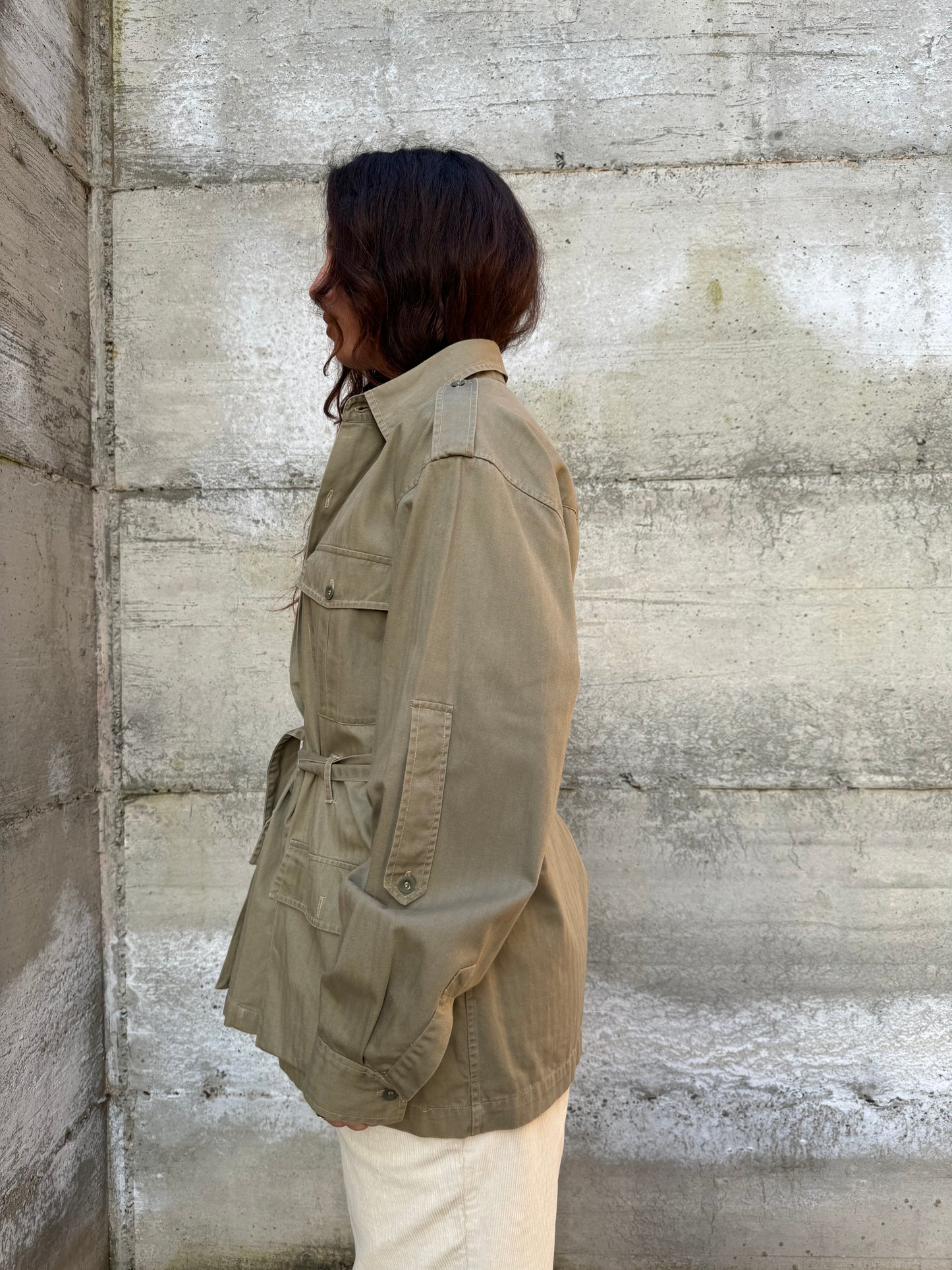 Overshirt cargo cachi in cotone, con cintura