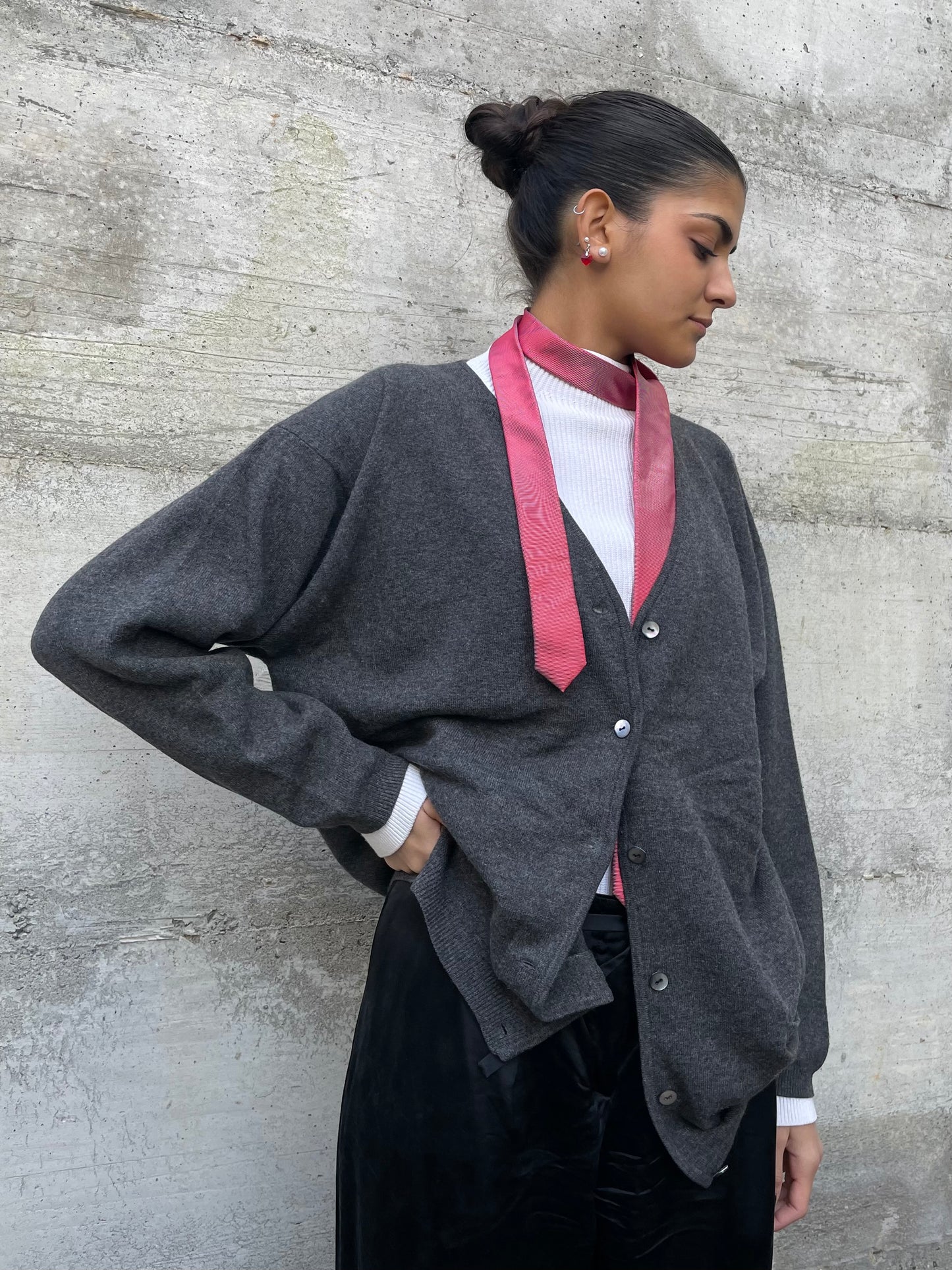 Cardigan sartoriale grigio 100% cashmere