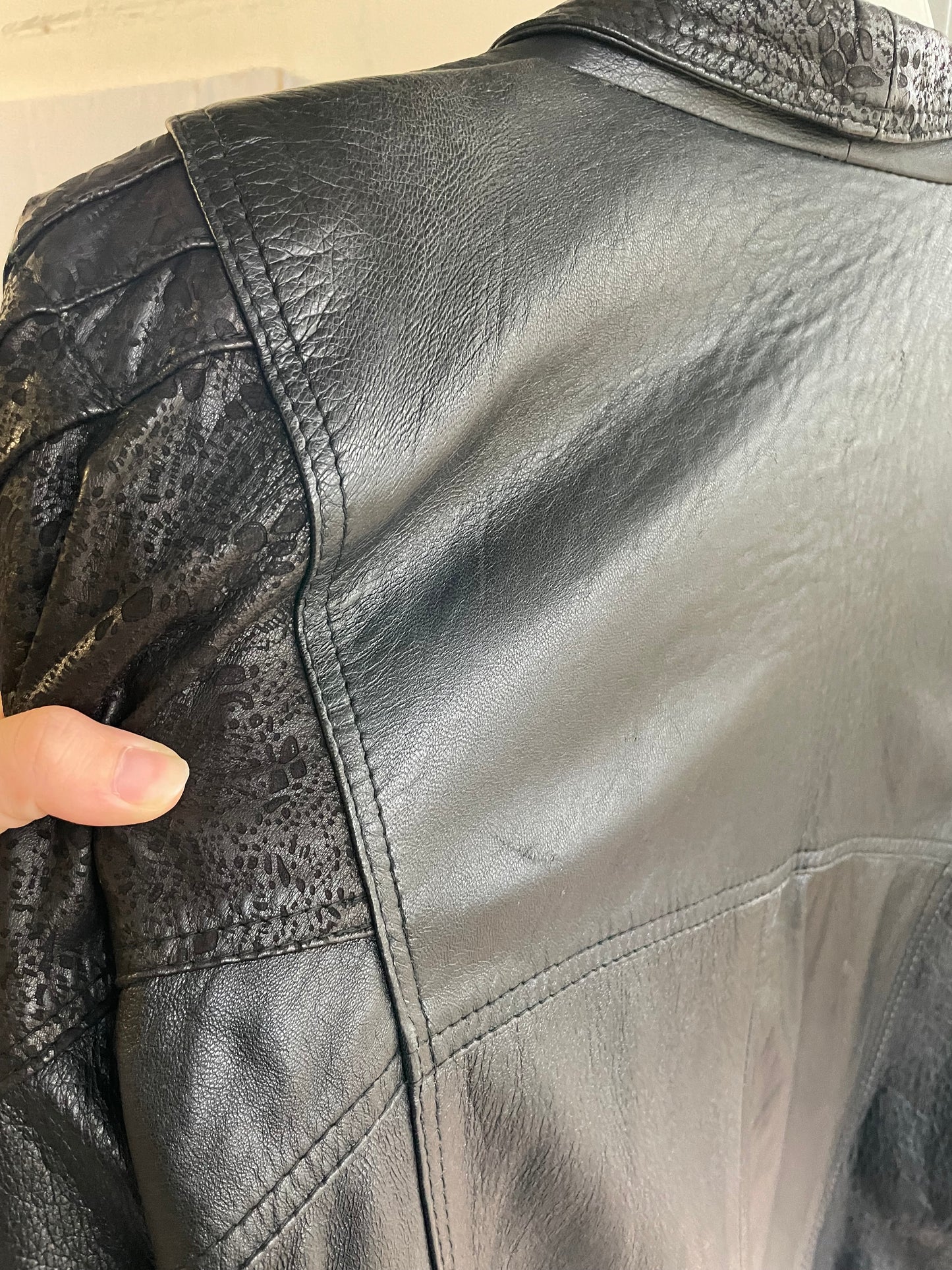 Giacca 80s lavorata in vera pelle nera - taglia M