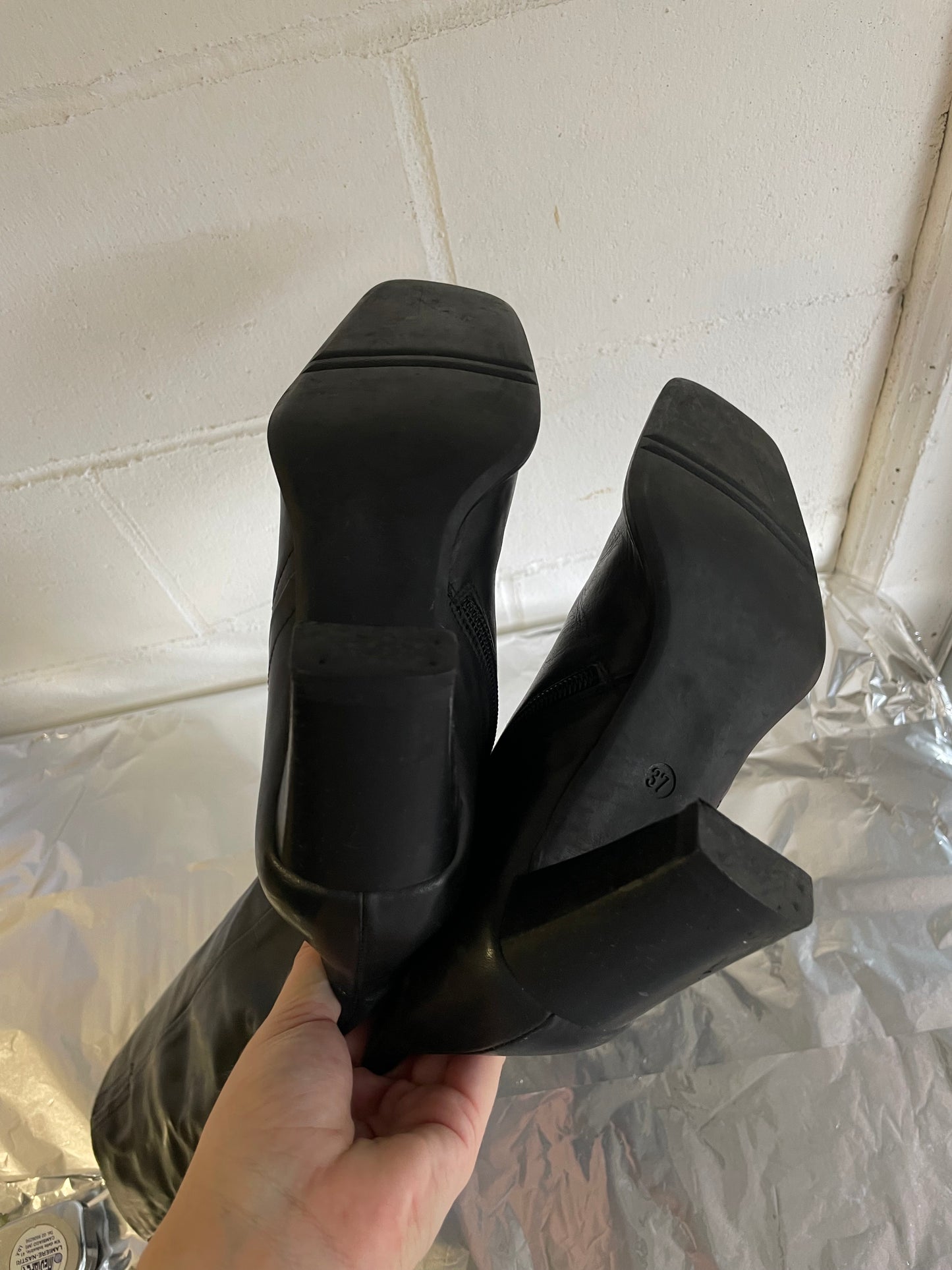 EU 37 - Stivale vintage vera pelle nero, punta quadrata e tacco grosso 7cm