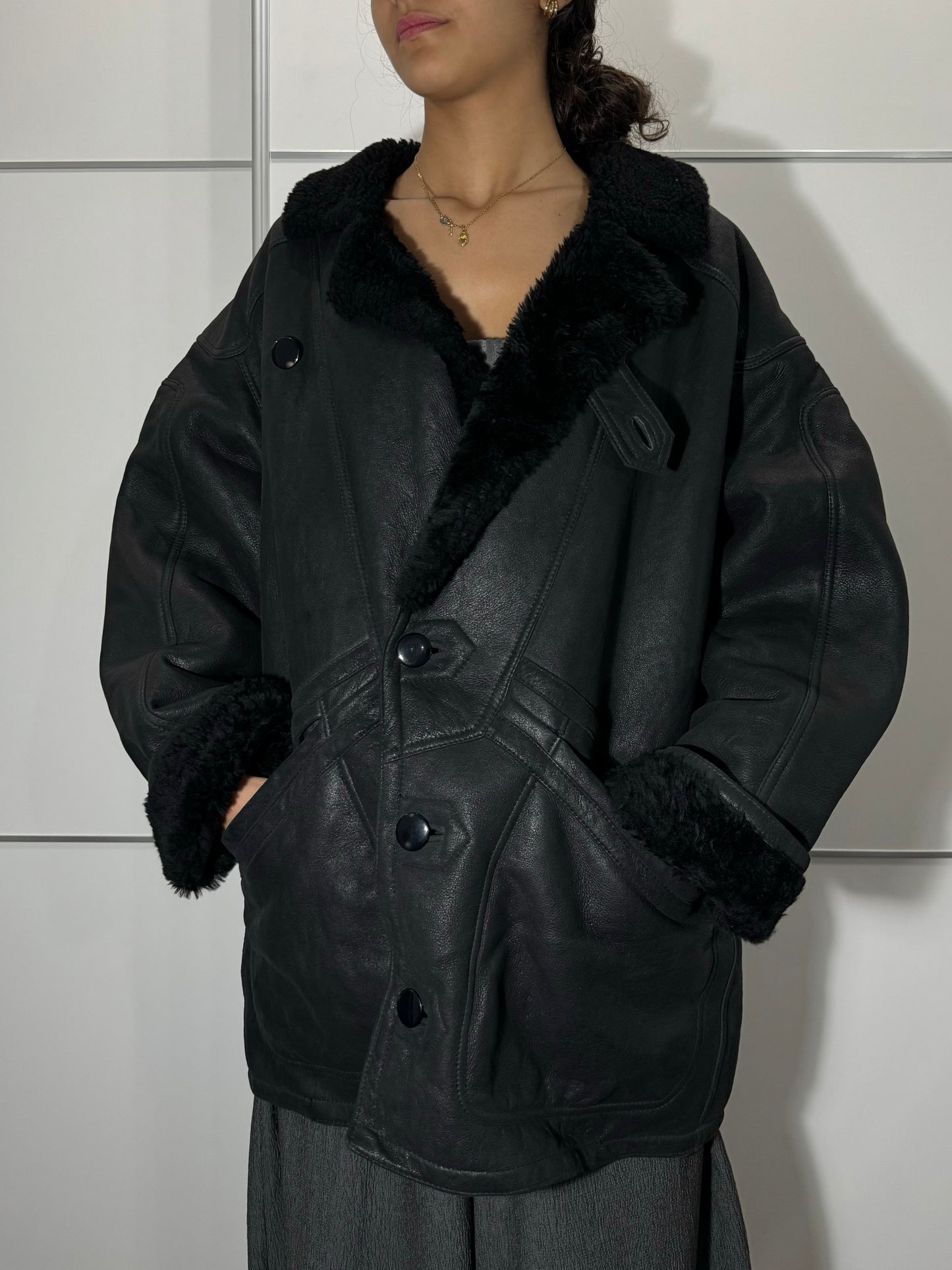 Montone Shearling in pelle nero, taglia 48it uomo