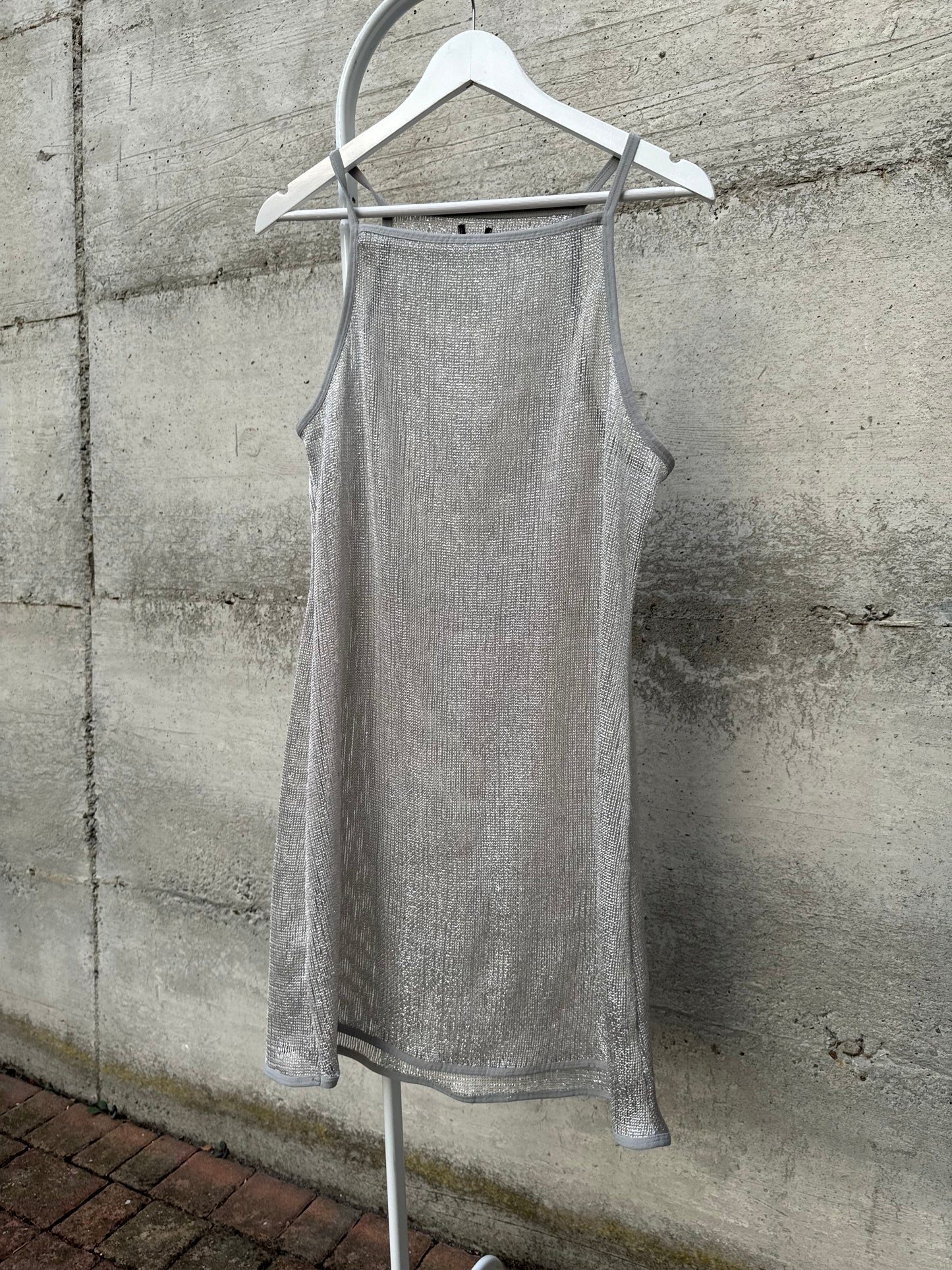 Abitino a rete semitrasparente argento, taglia M