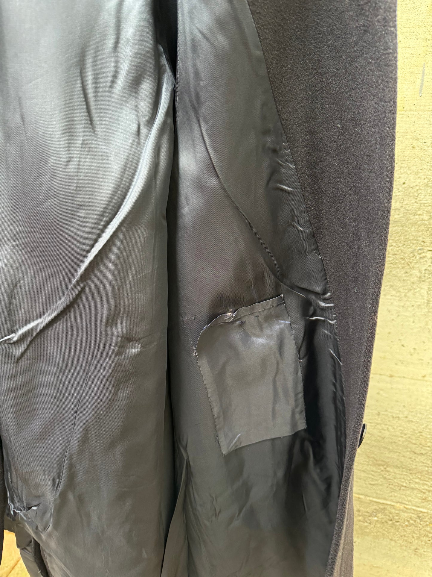 Cappotto corto sartoriale blu notte in pura lana vergine