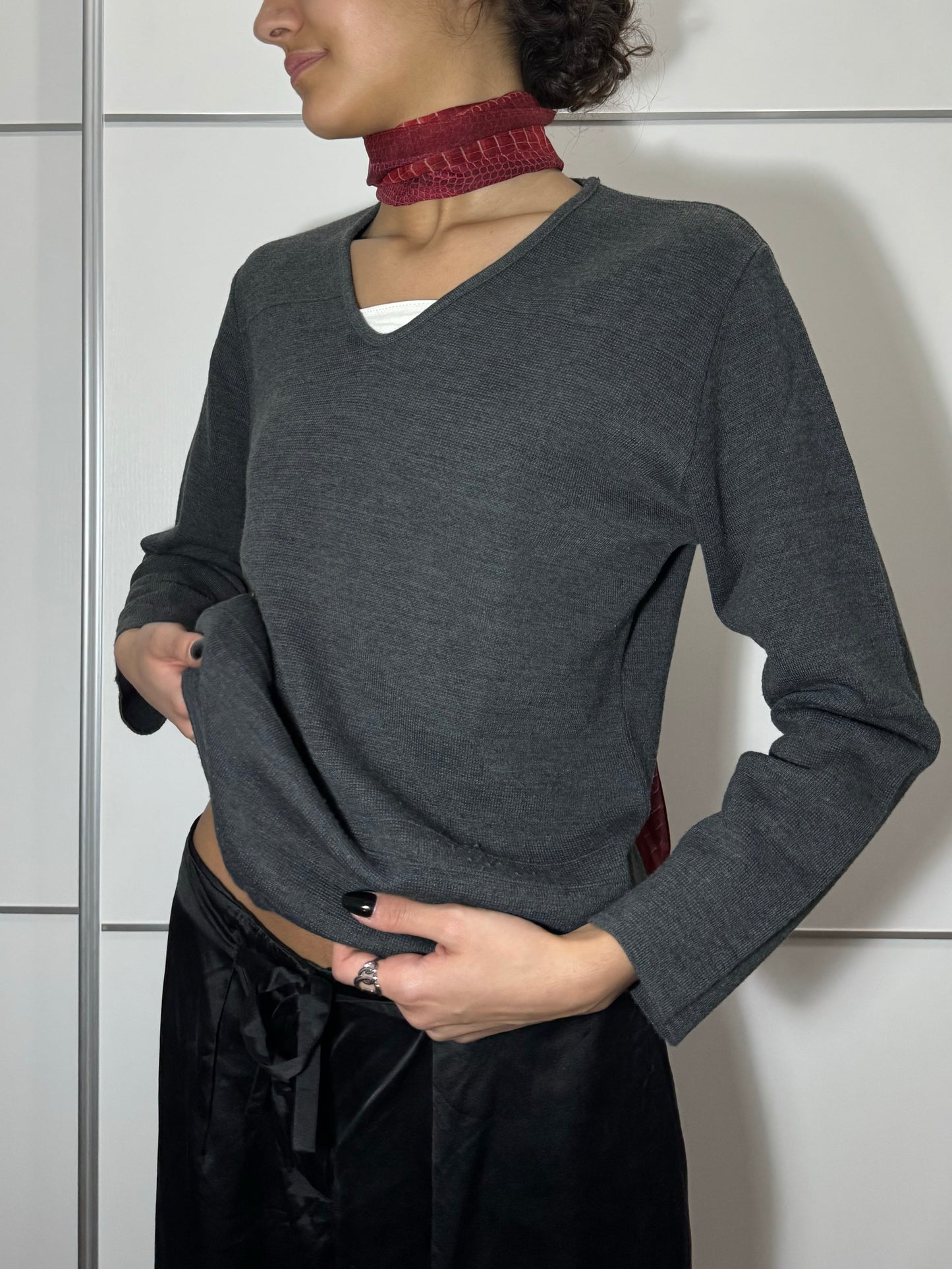 Maglioncino grigio fumo in misto lana merino