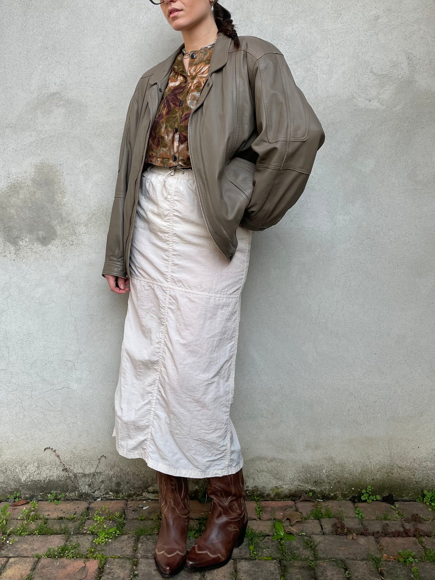 Bomber in nappa tortora