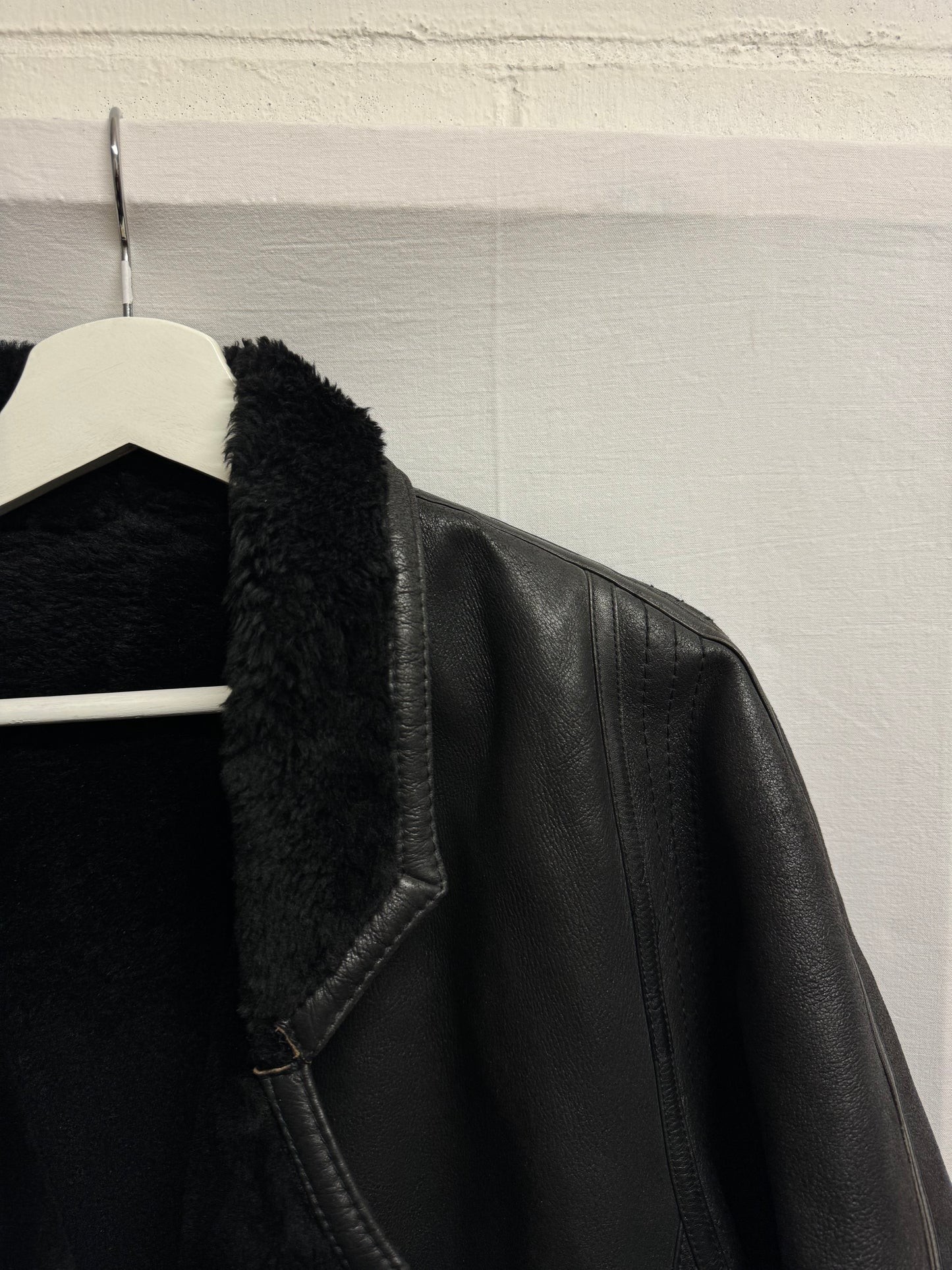 Montone originale Shearling in pelle nero, rara taglia piccola da donna