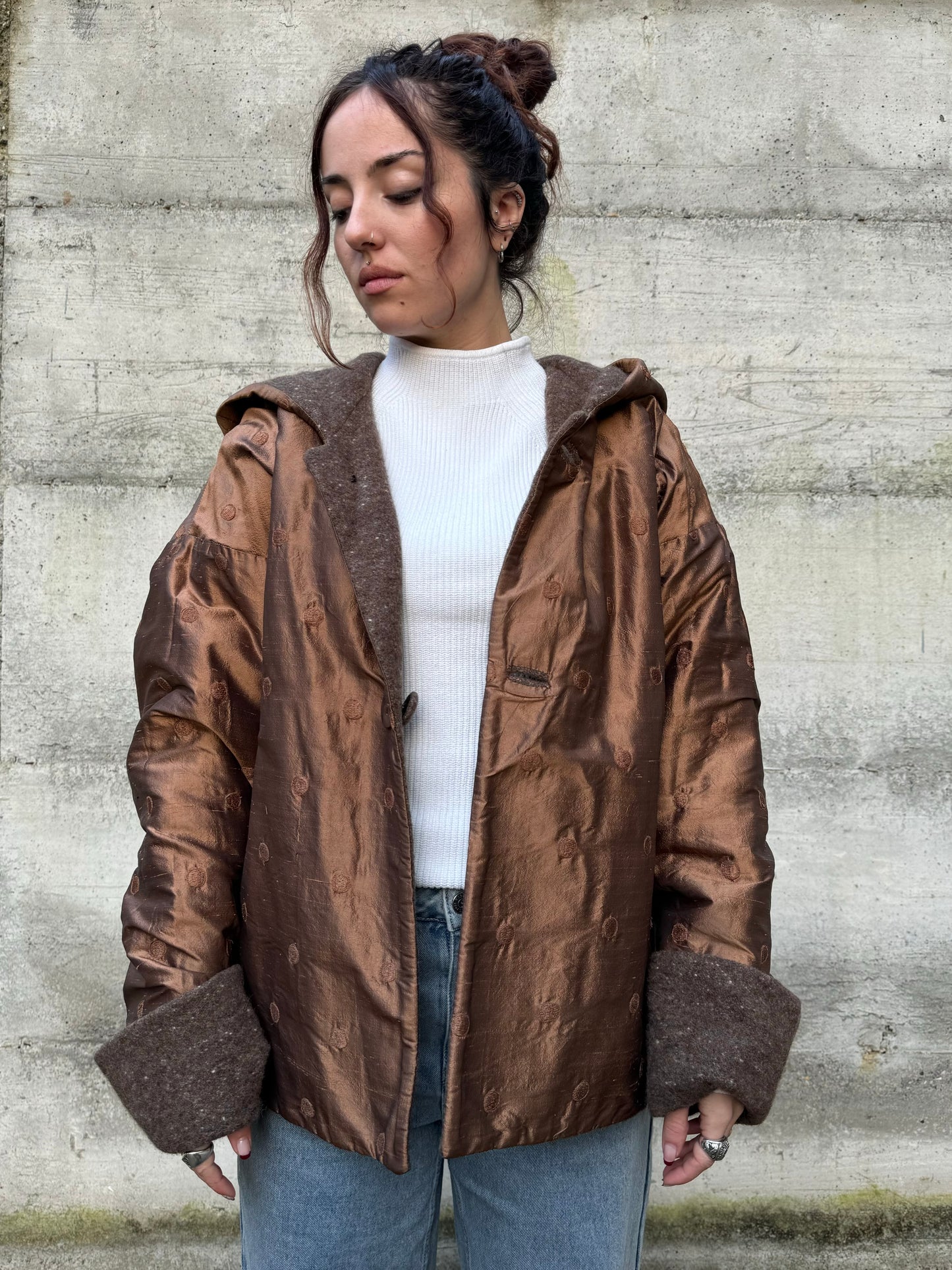 Piumino doubleface con cappuccio, shantung di seta e misto lana/mohair