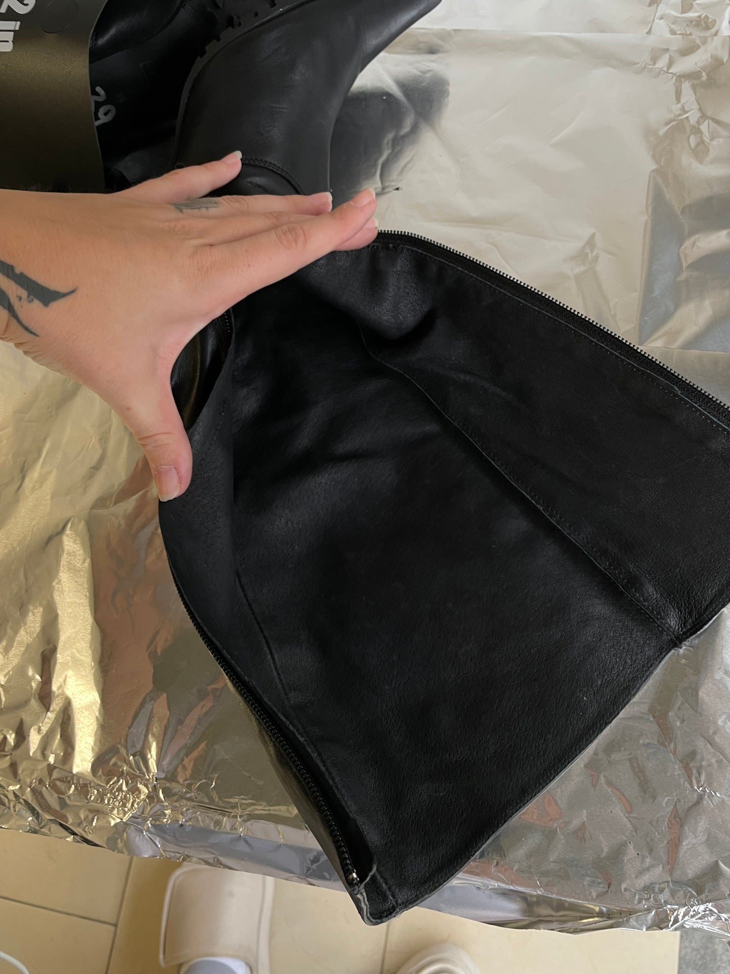 EU 39 - Stivale vintage vera pelle nero a punta, tacco 8cm