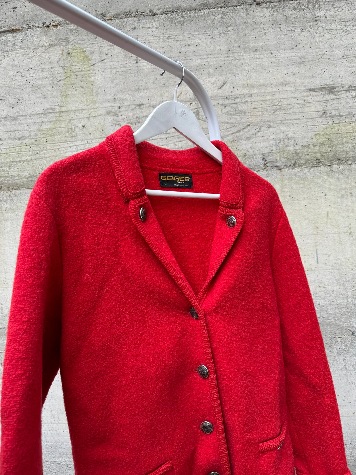 Giacchino tirolese Geiger rosso, in pura lana vergine