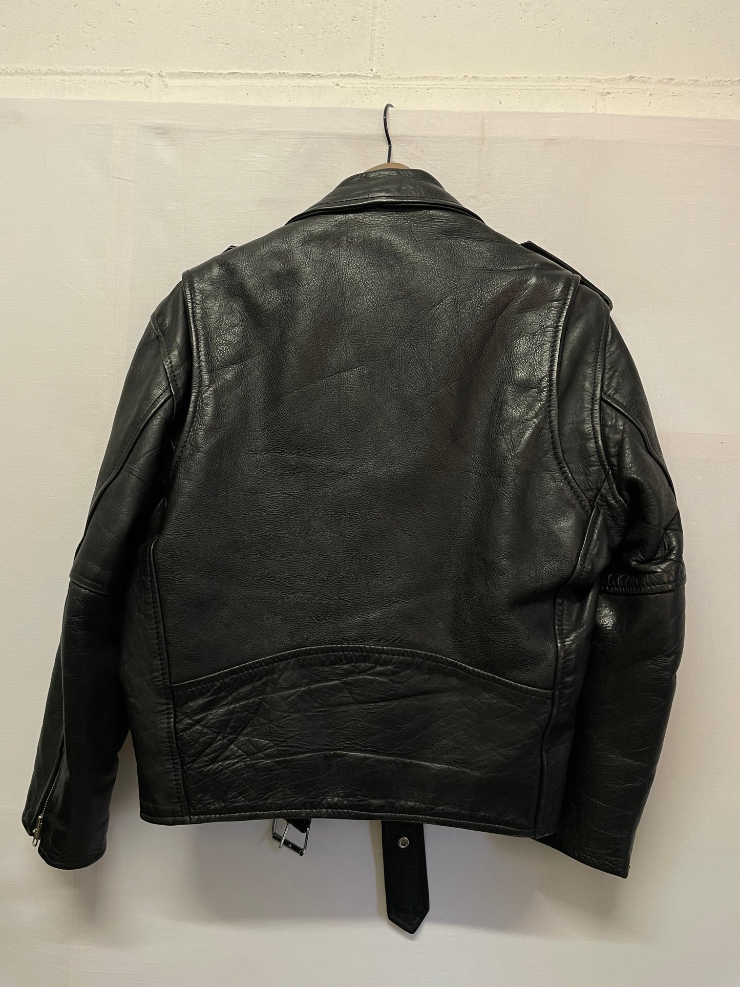 RARO chiodo vintage nero vera pelle in taglia piccola - XS uomo