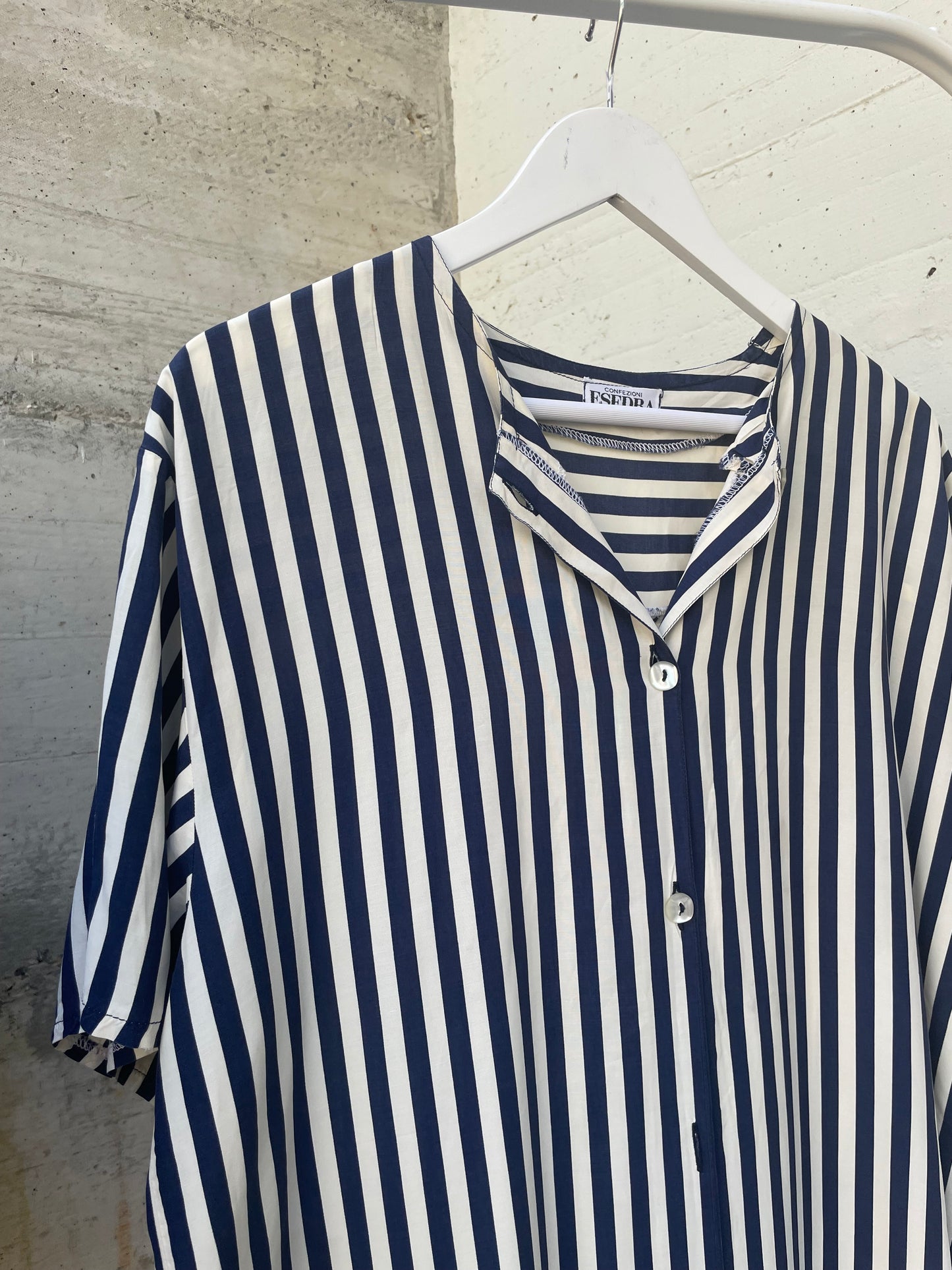 Camicetta sartoriale a righe bianca e blu, 100% viscosa, taglia L