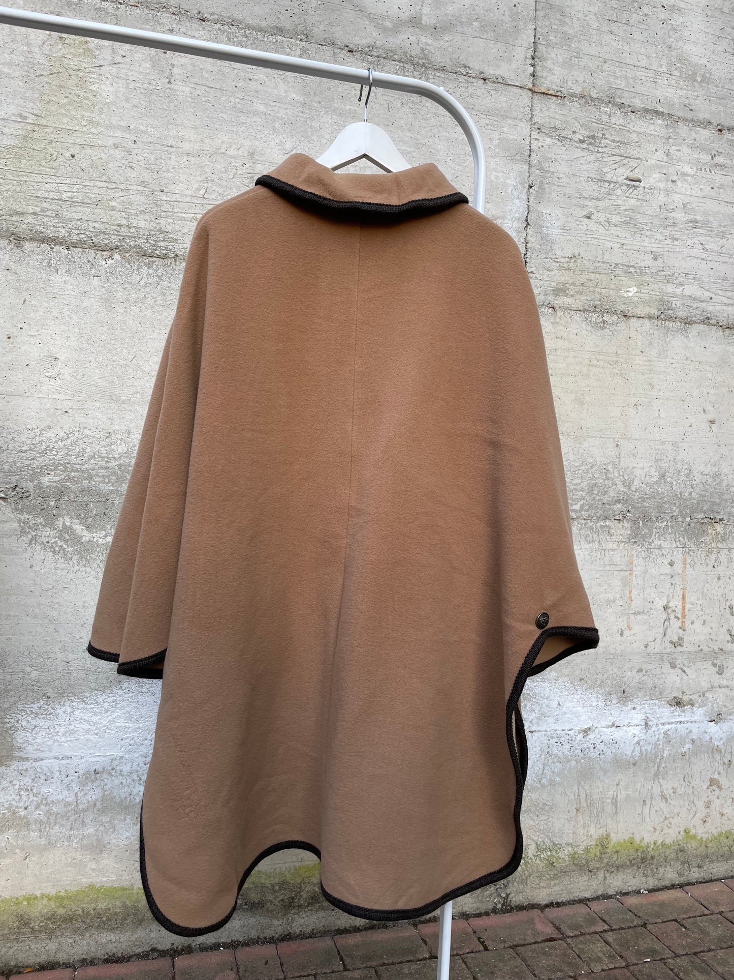 Mantella biscotto Steinbock 100% lana vergine