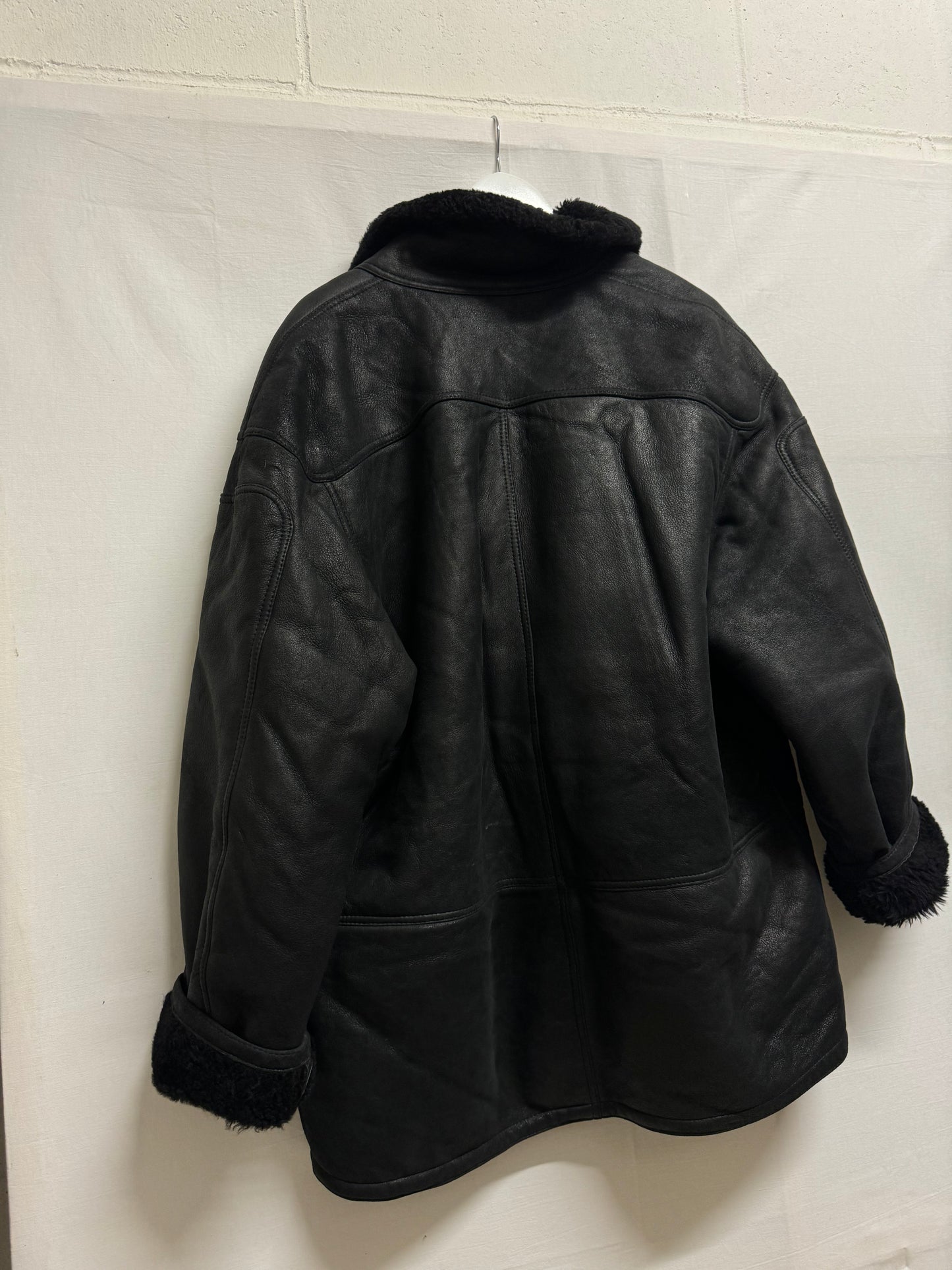 Montone Shearling in pelle nero, taglia 48it uomo