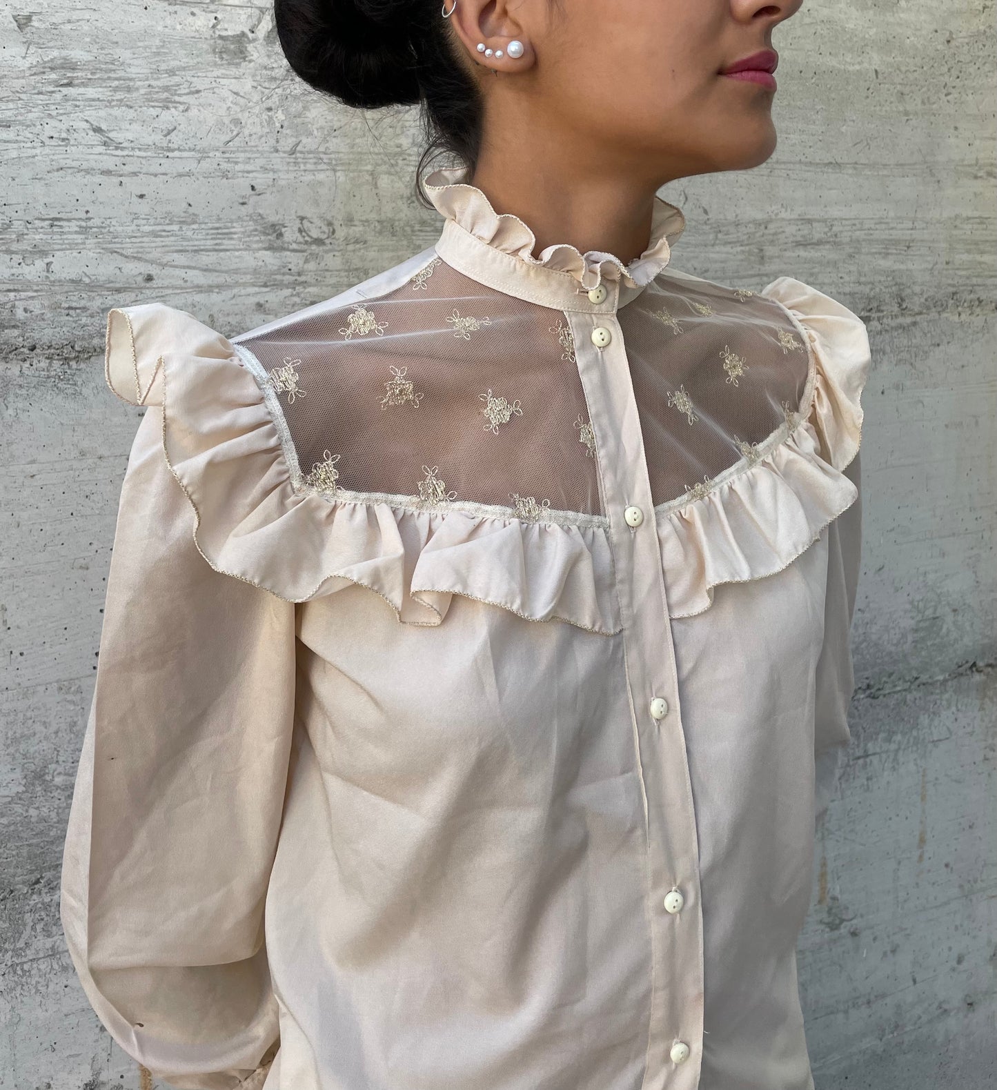 Camicetta nude con balze e dettaglio sheer - taglia S