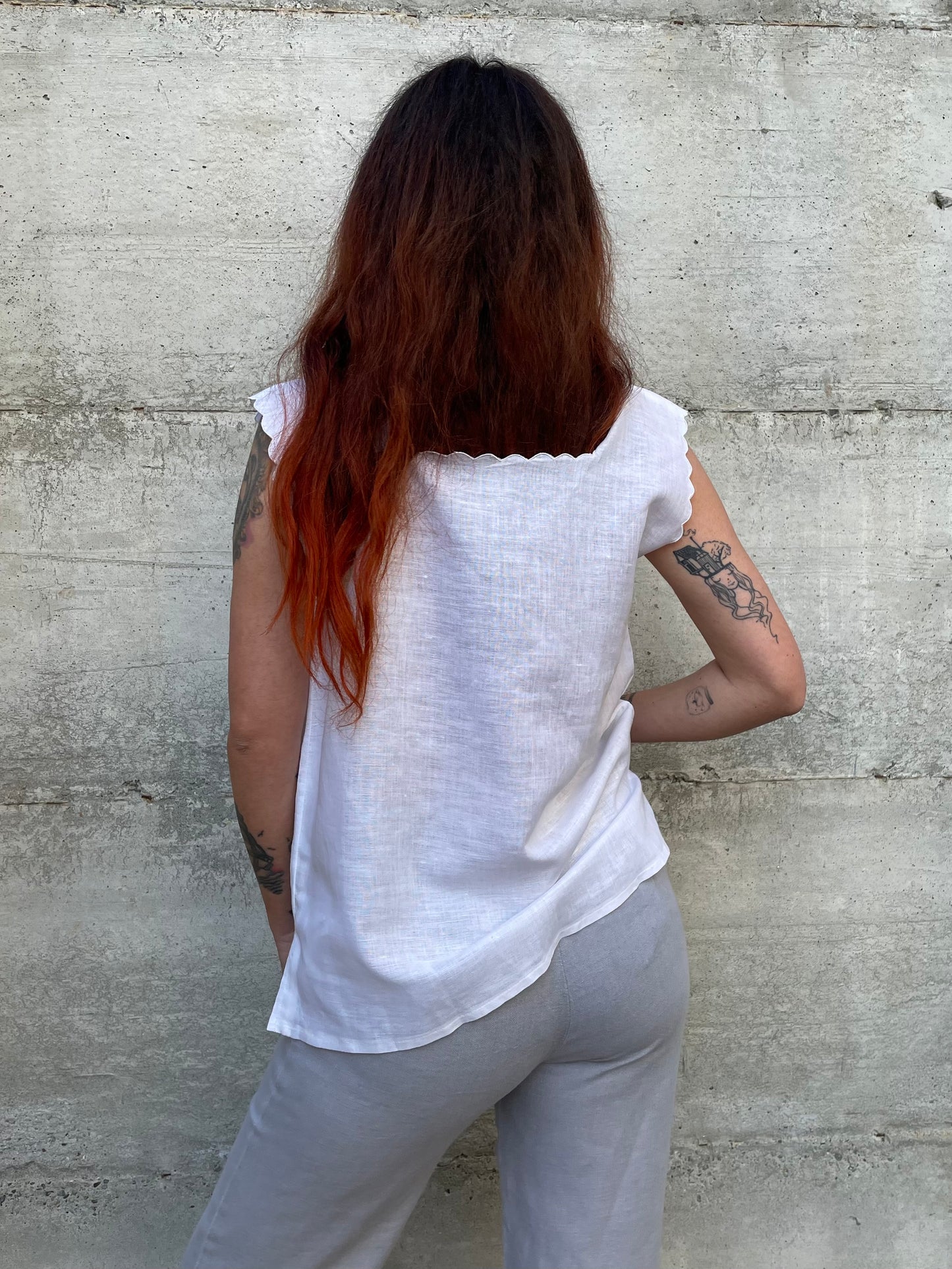 Top bianco 50% cotone 50% lino