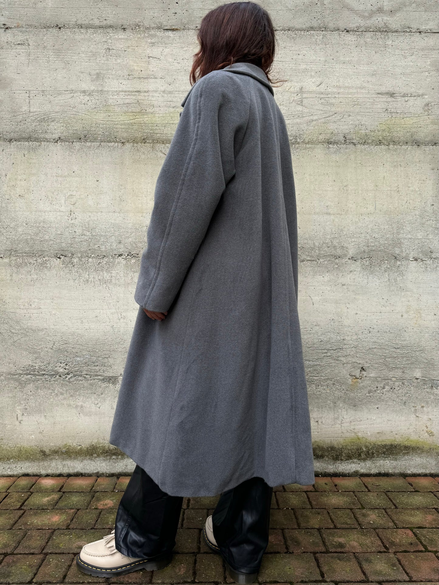 Cappotto sartoriale lungo monopetto grigio fumo, 100% lana