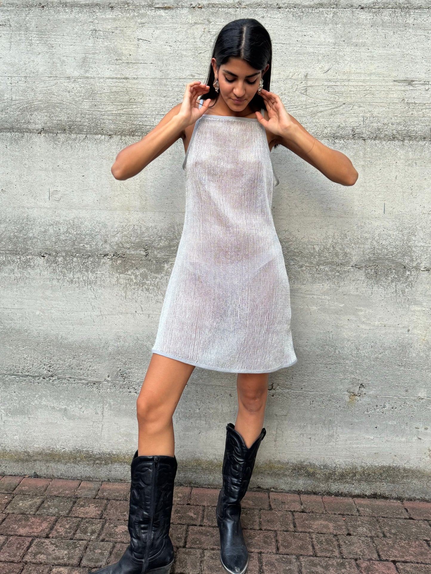 Abitino a rete semitrasparente argento, taglia M