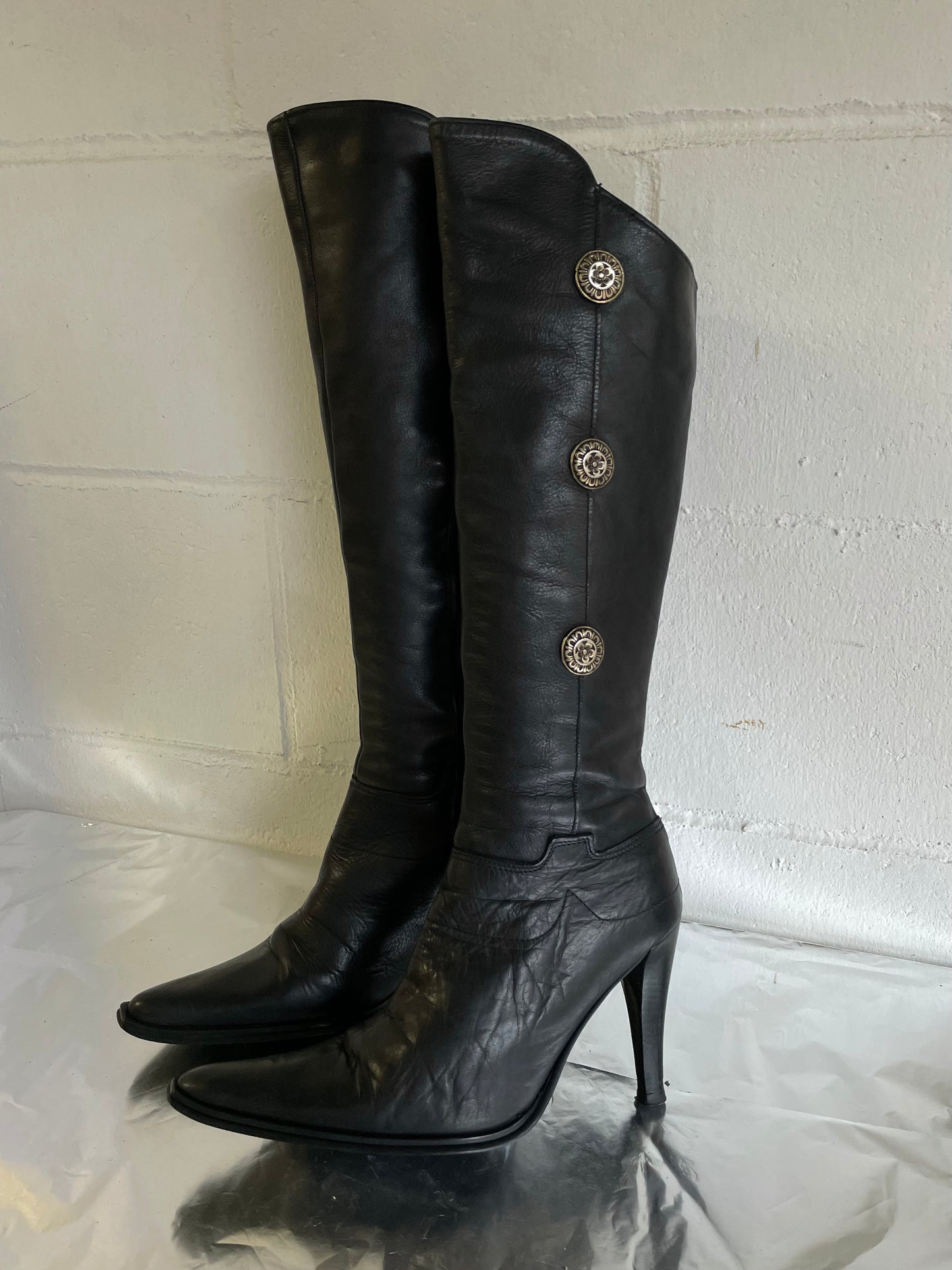 EU 37 - Stivale vintage vera pelle nero al ginocchio, tacco 8cm