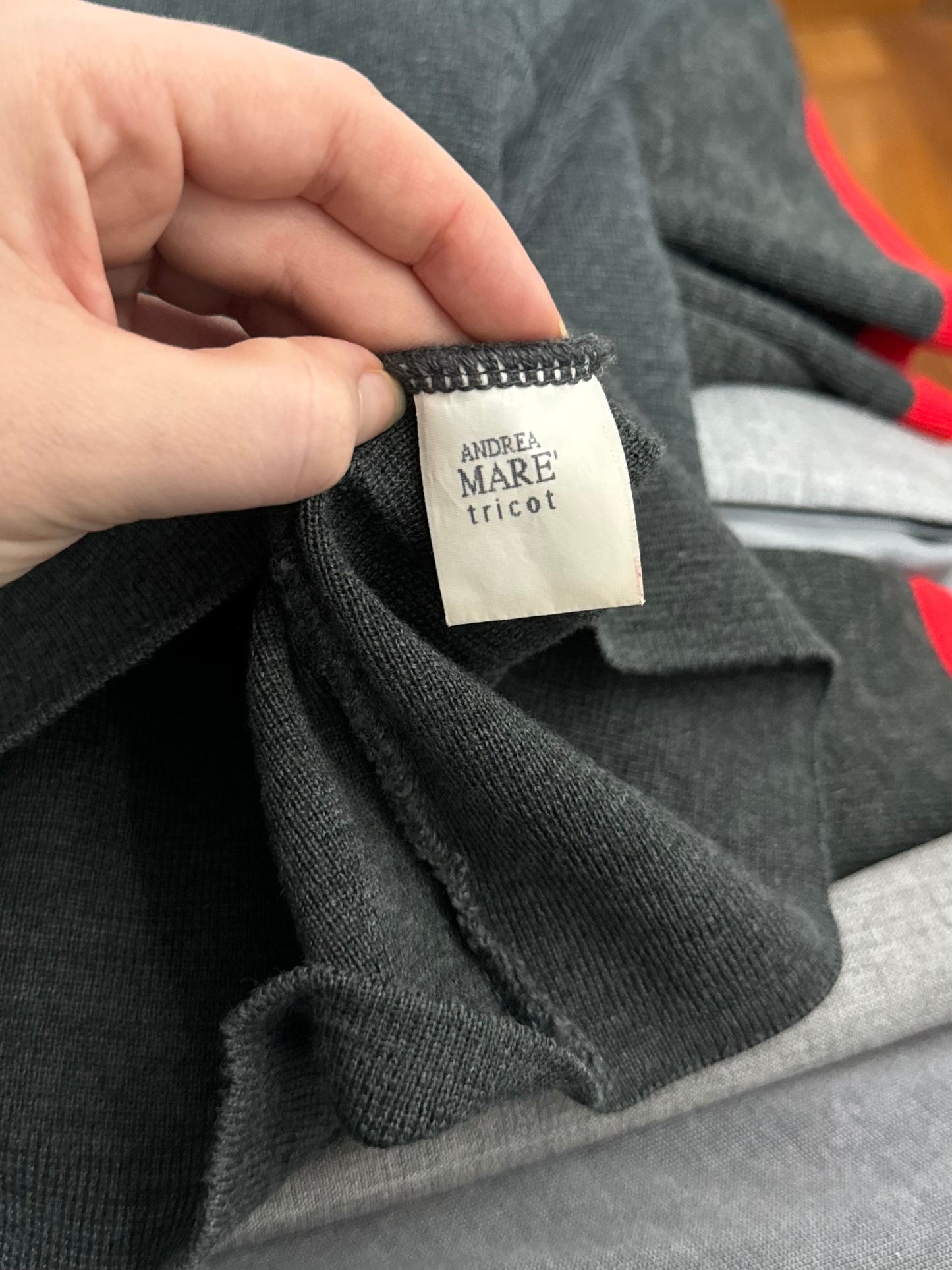 Maglioncino grigio fumo in misto lana merino