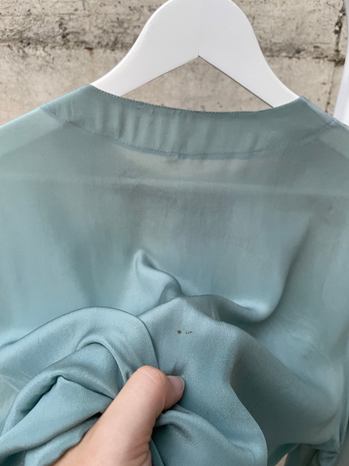 Camicia turchese in misto seta con bottoni gioiello - taglia M