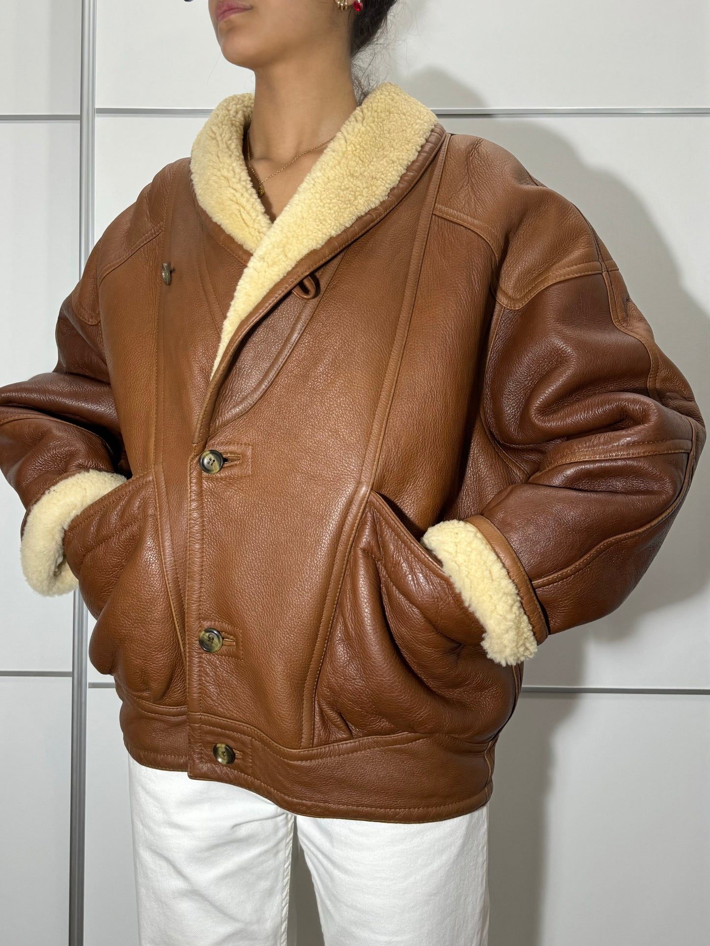 Montone Shearling originale esterno in pelle e interno a pelo raso burro, taglia 50it uomo