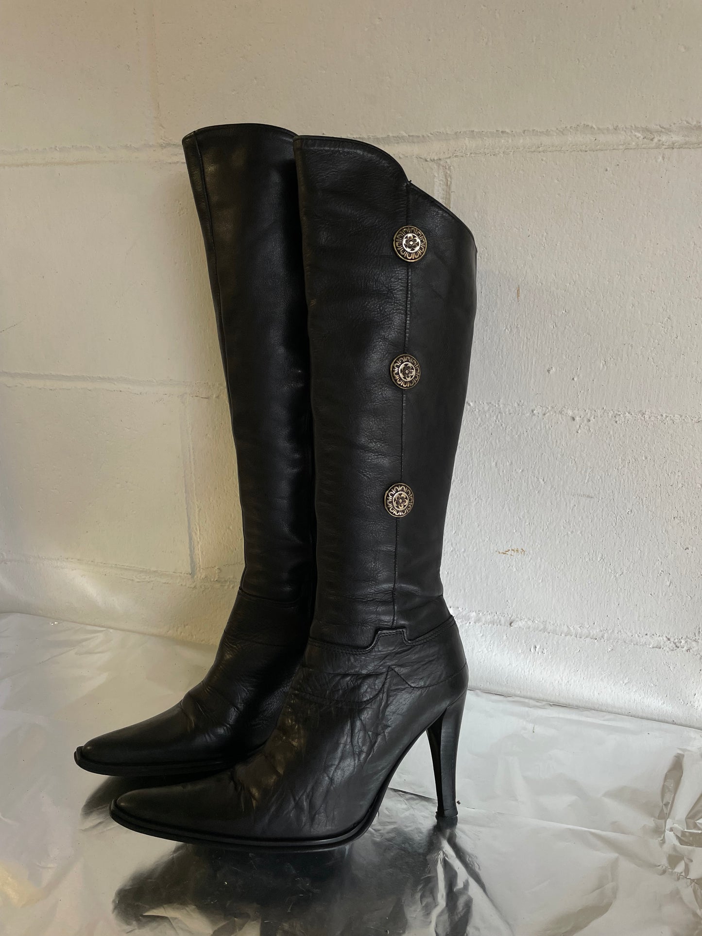 EU 37 - Stivale vintage vera pelle nero al ginocchio, tacco 8cm