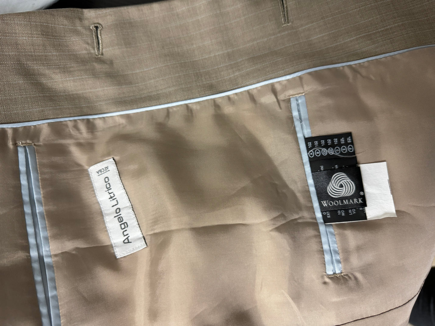 Blazer in fresco lana vergine superfine beige gessato