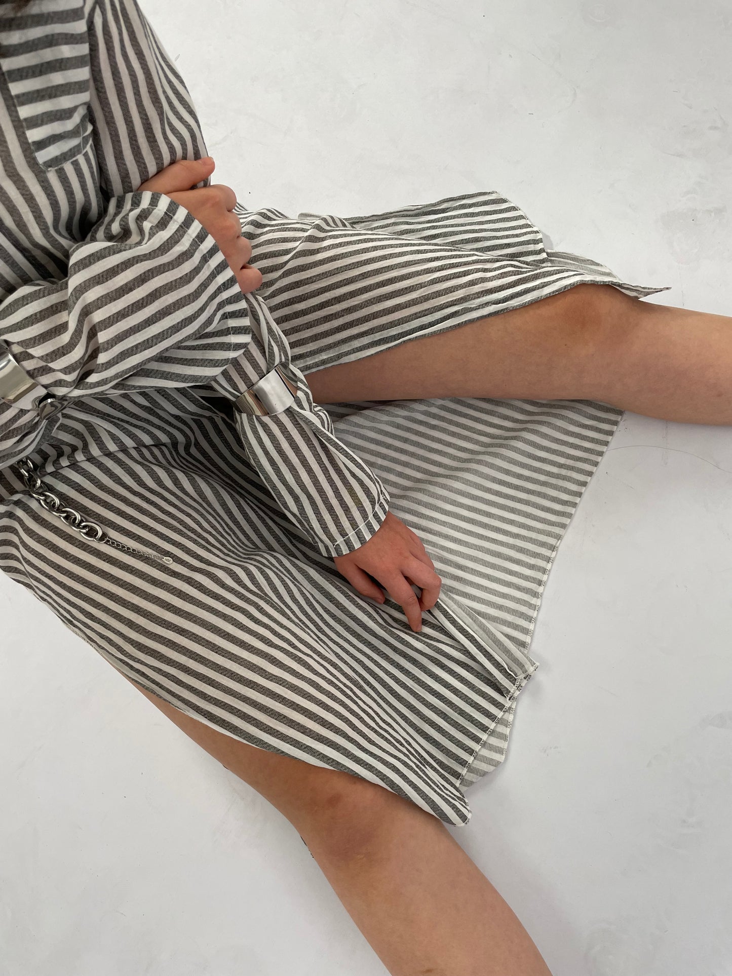 Maxi camicia lunghezza midi 100% cotone - righe bianco e grigio - taglia unica