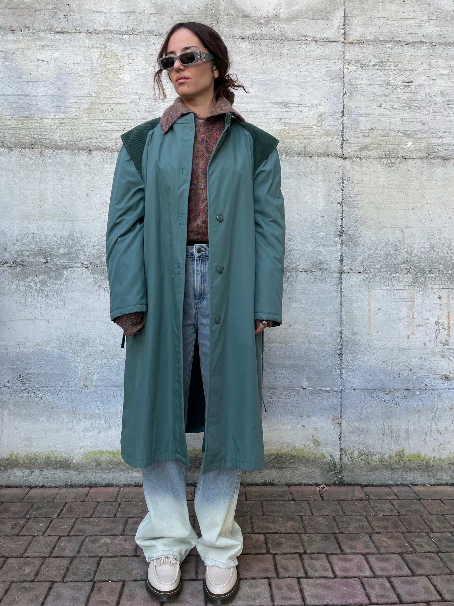 Trenchcoat invernale imbottito con cintura