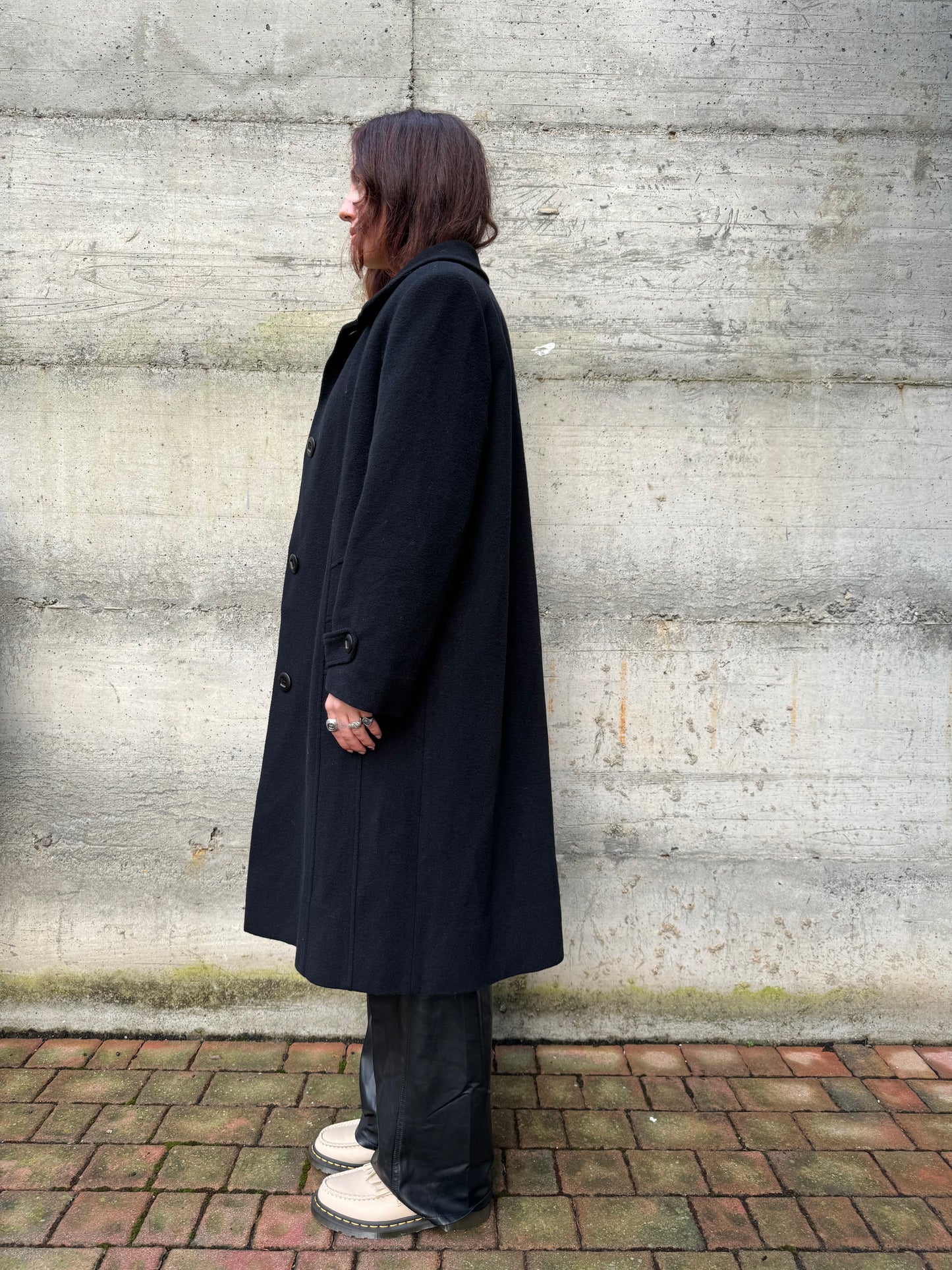 Cappotto sartoriale donna monopetto nero, in misto lana e cashmere