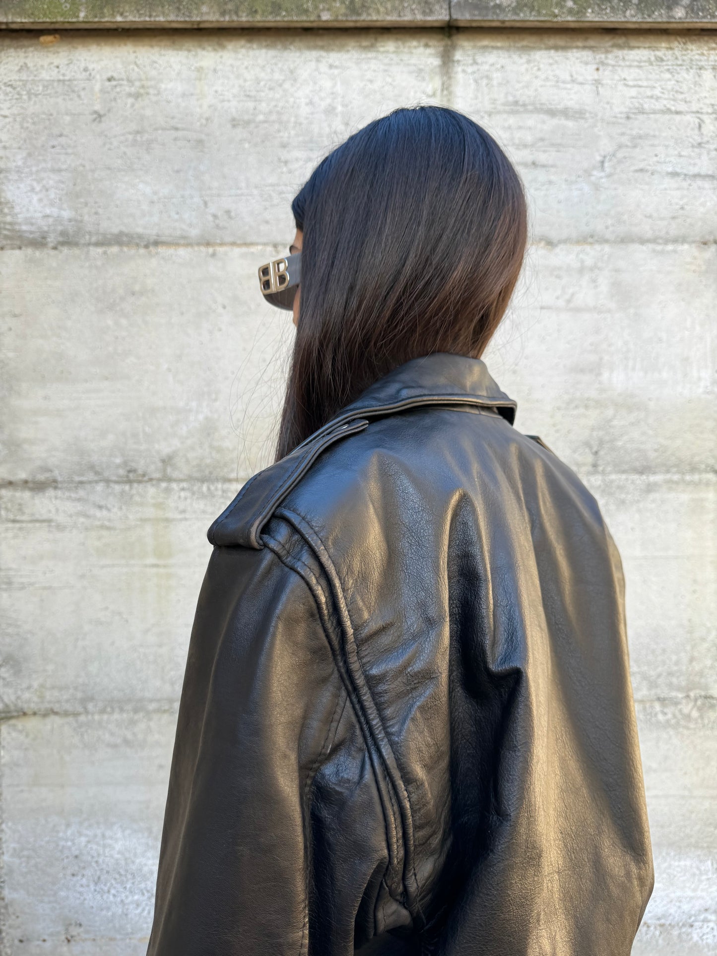 Chiodo in cuoio con fodera rossa, S uomo