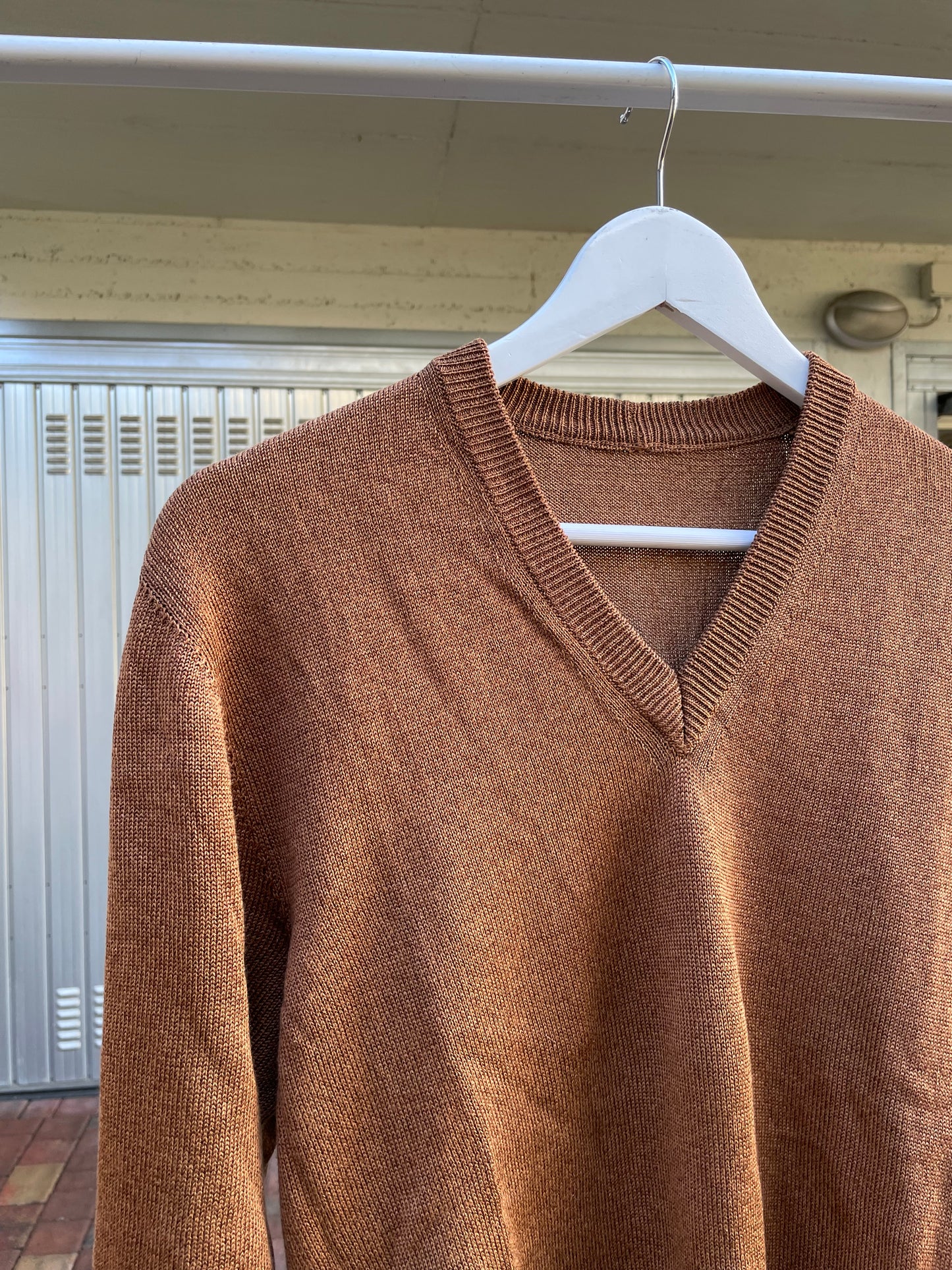 Maglioncino sartoriale 100% cotone scollo a V - taglia M